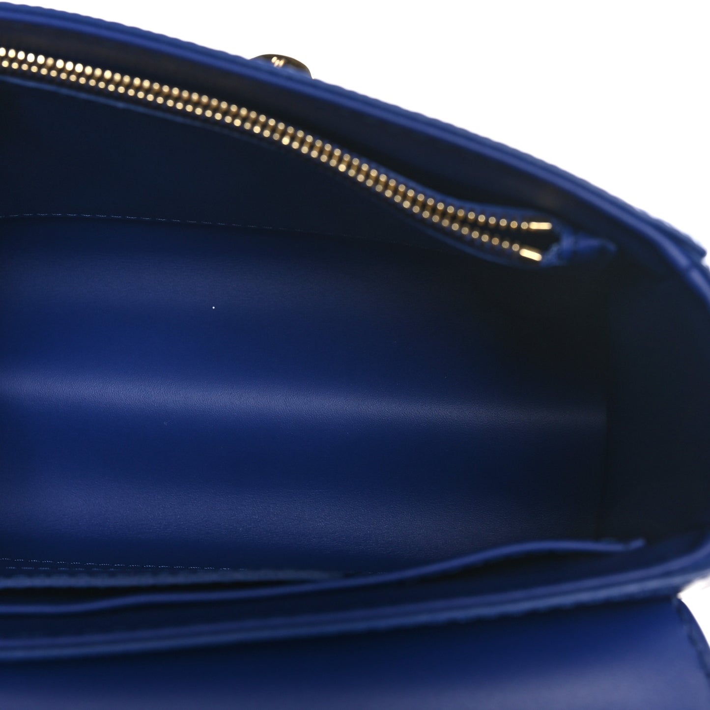 Epi Enamel Wave Twist Shoulder Bag MM Smalt Blue