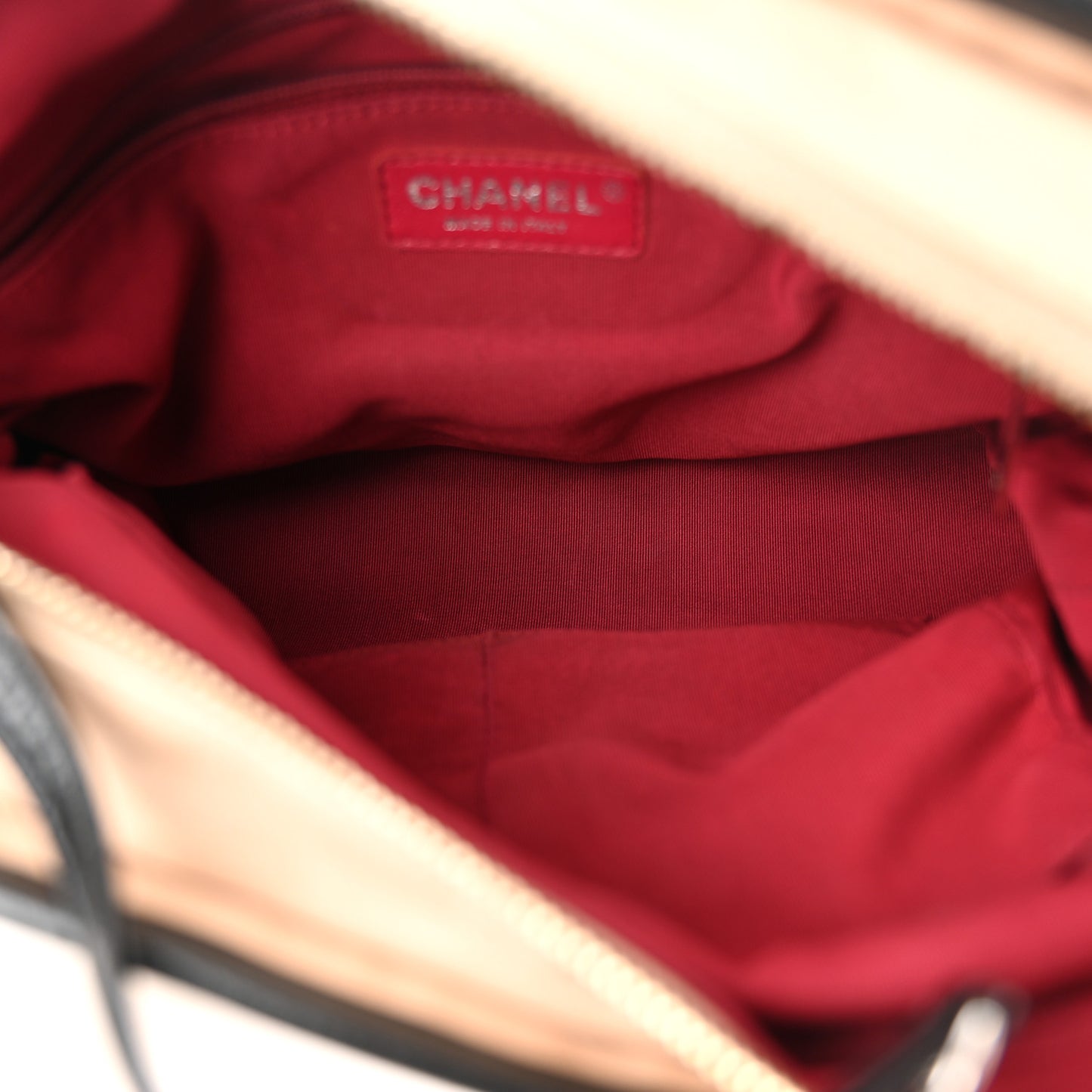 Aged Calfskin Quilted Medium Gabrielle Hobo Beige Black