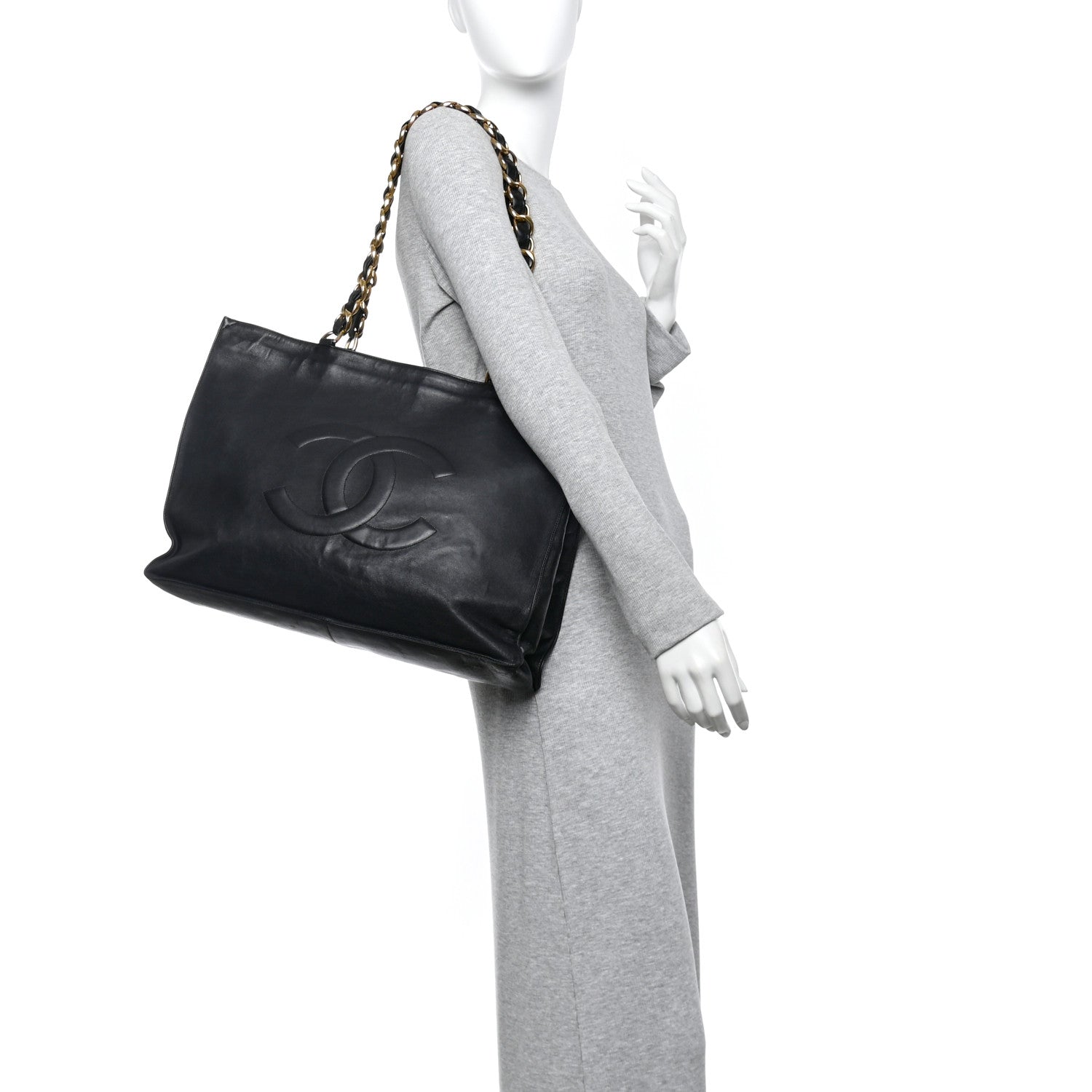 Chanel Lambskin CC Tote Black 2 of 11