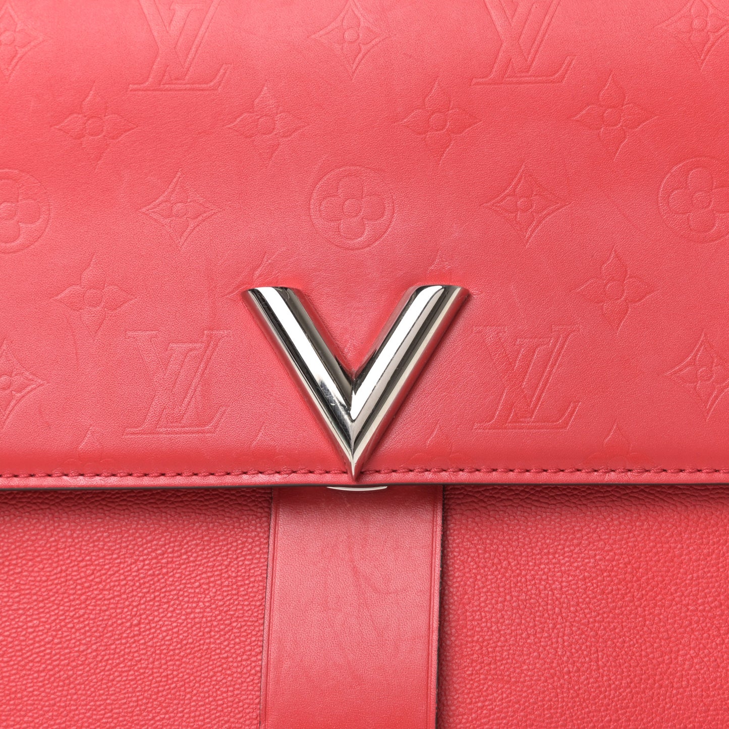 Cuir Plume Ecume Very One Handle Rubis