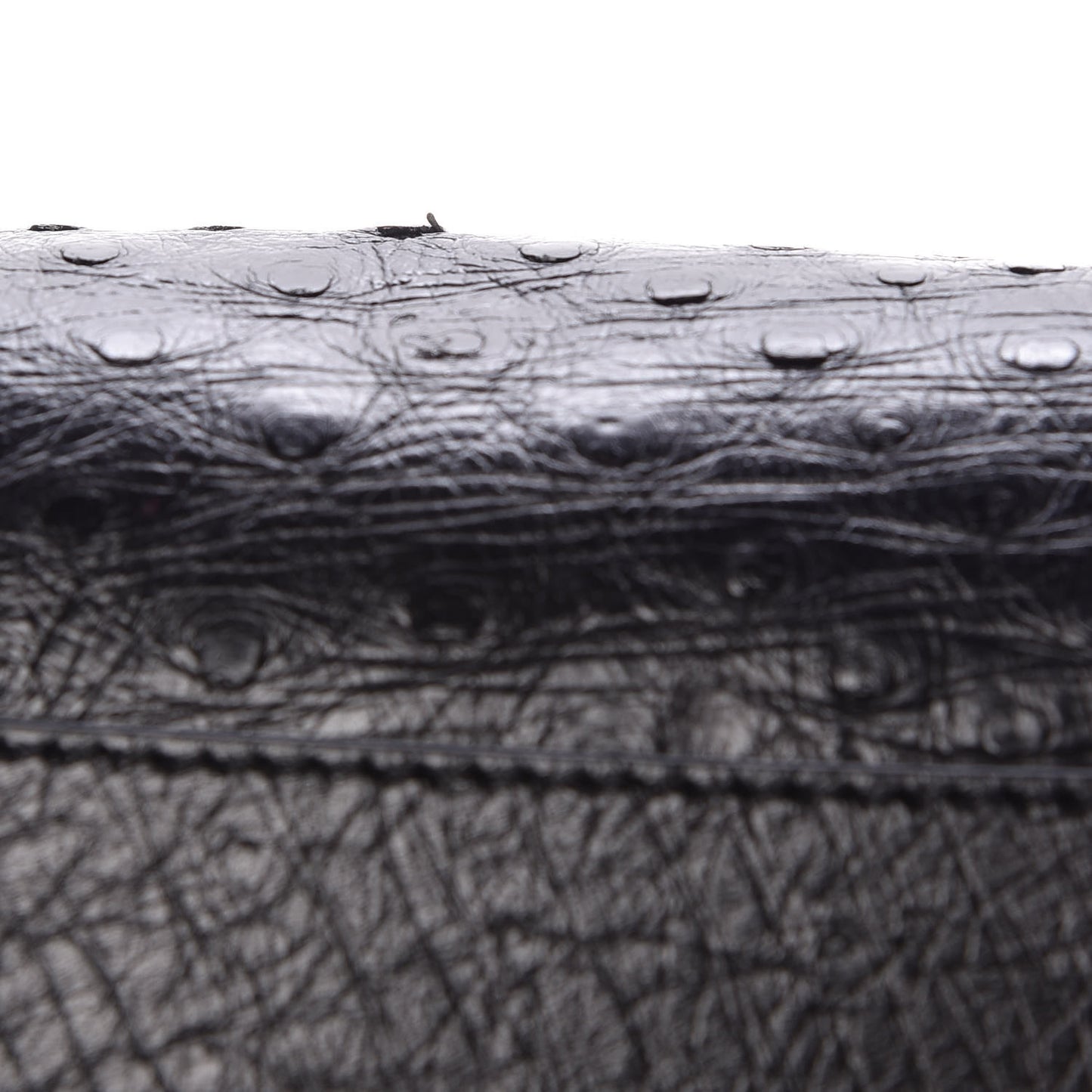 Ostrich Medium Antigona Black