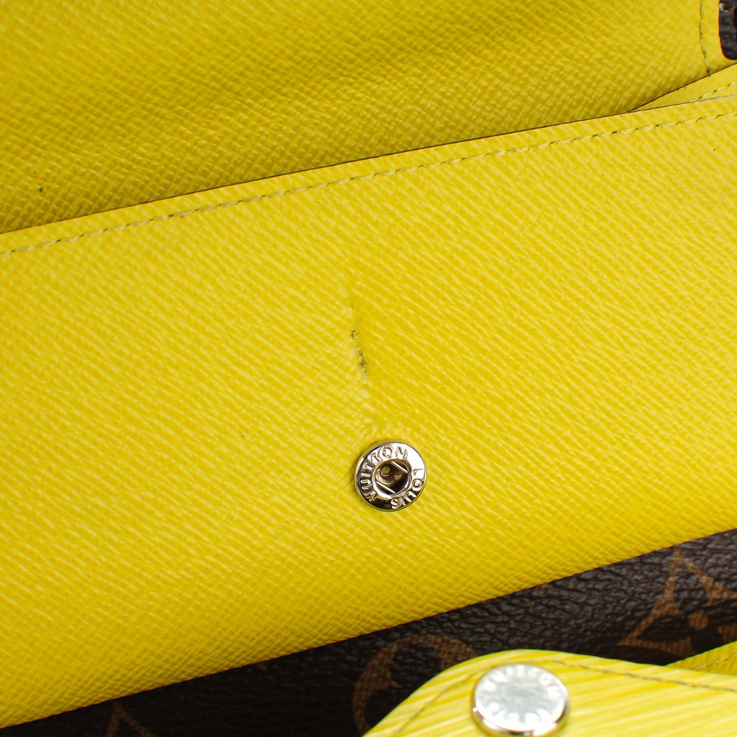 Epi Monogram Marie-Lou Compact Wallet Pistache