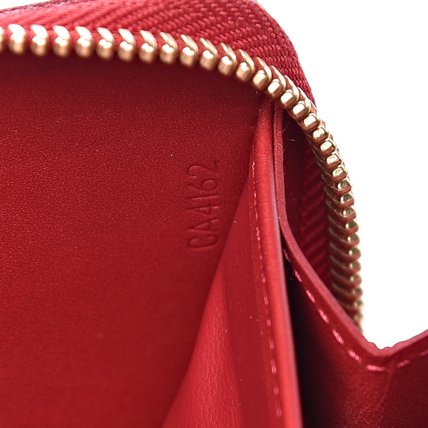 Louis Vuitton Vernis Zippy Wallet Pomme D'Amour 7 of 8