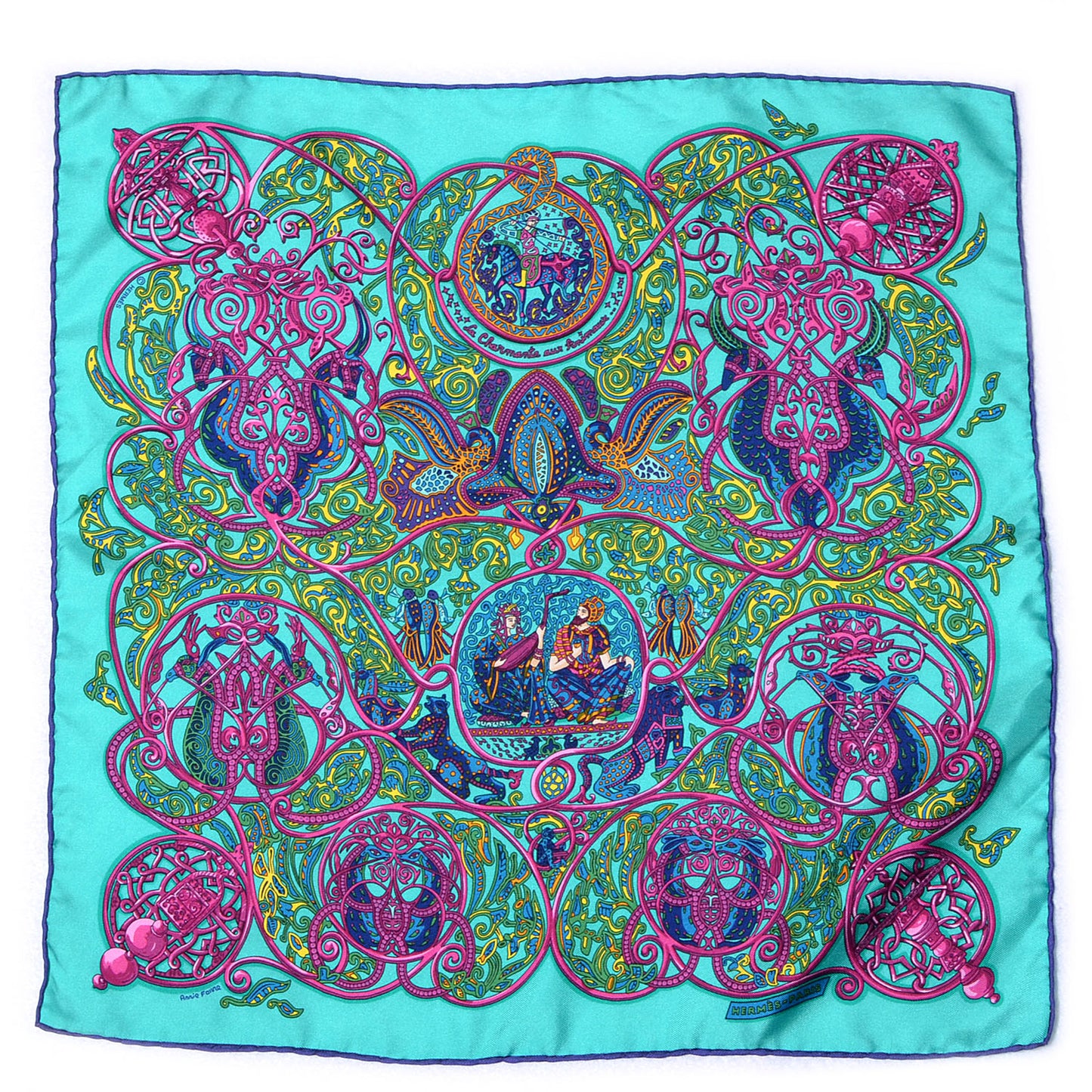 Silk La Charmante Aux Animaux Pocket Square