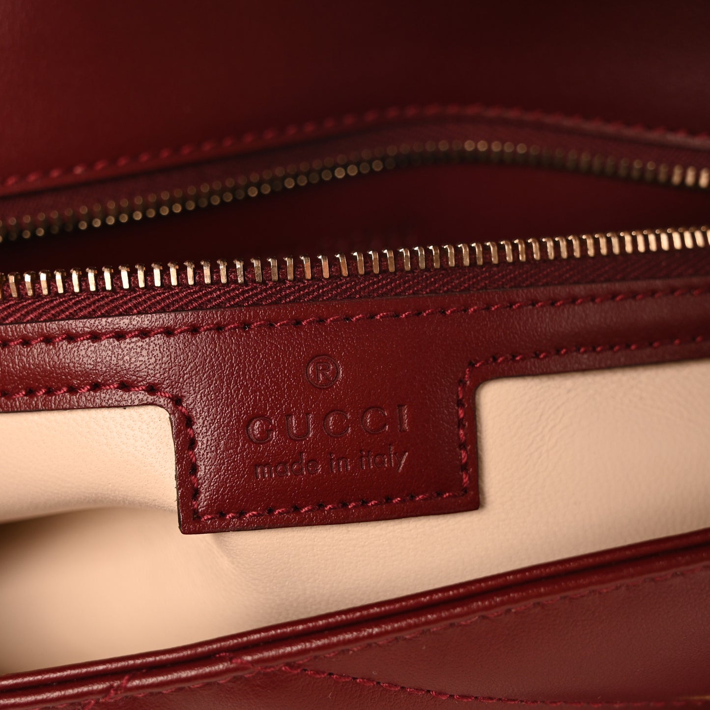 Calfskin Matelasse Small GG Marmont Multi Pocket Shoulder Bag Rosso Ancora