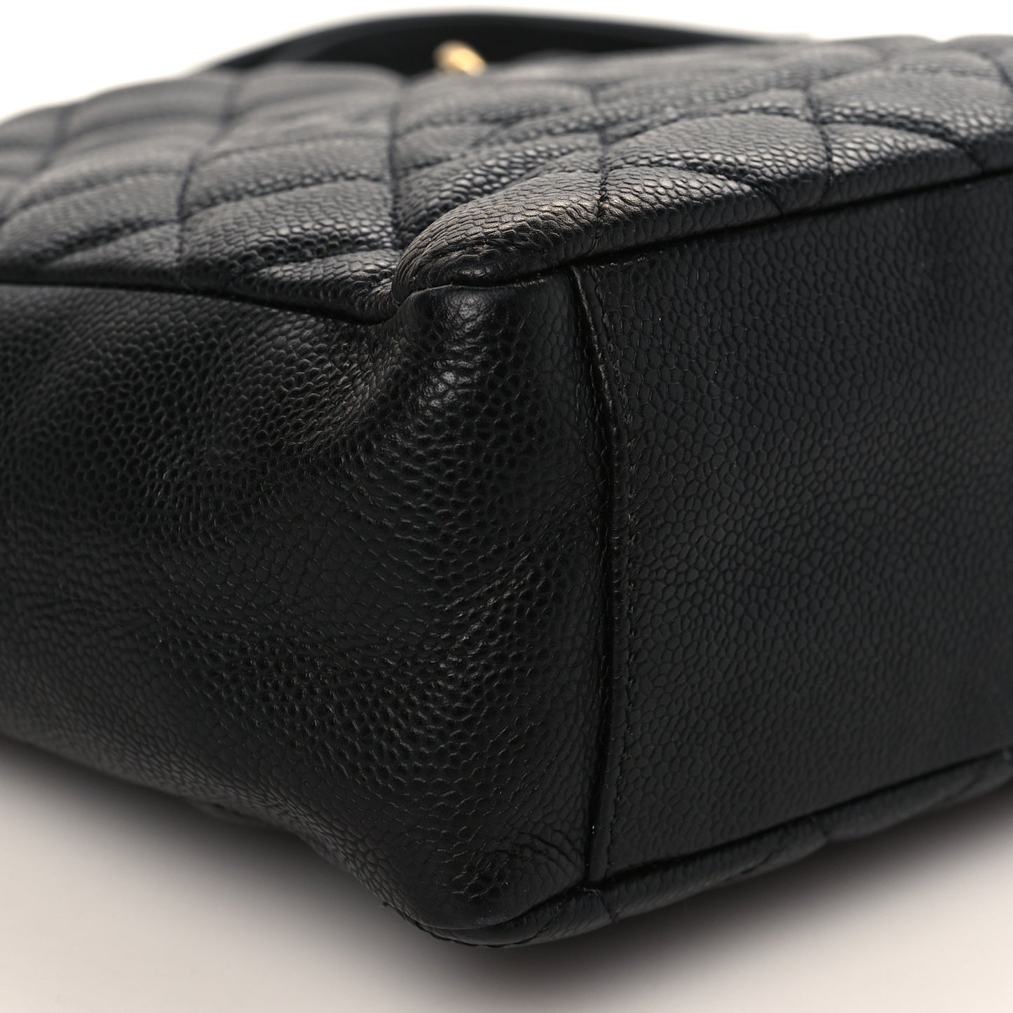 Caviar Quilted Petit Shopping Tote PST Black
