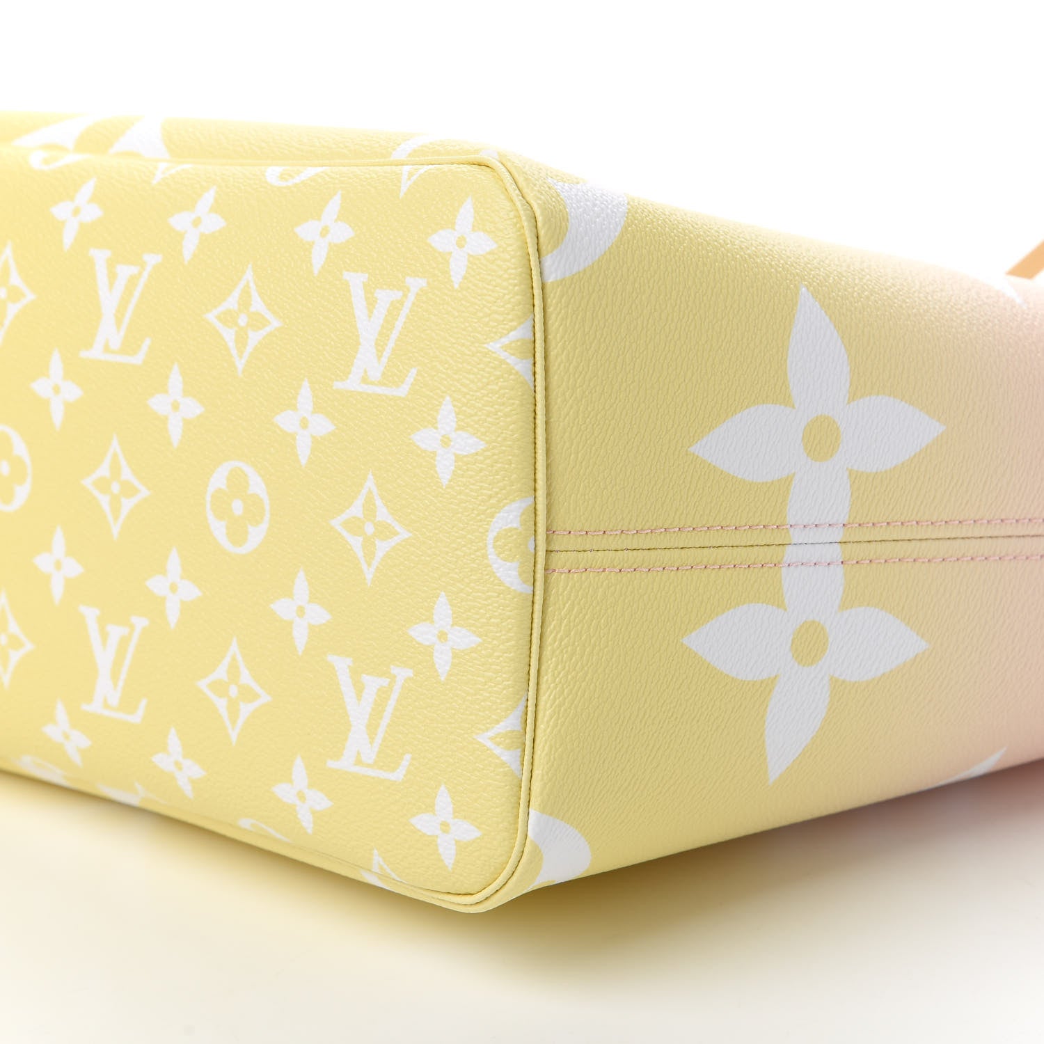 Louis Vuitton Monogram Giant By The Pool Neverfull MM Light Pink 7 of 11