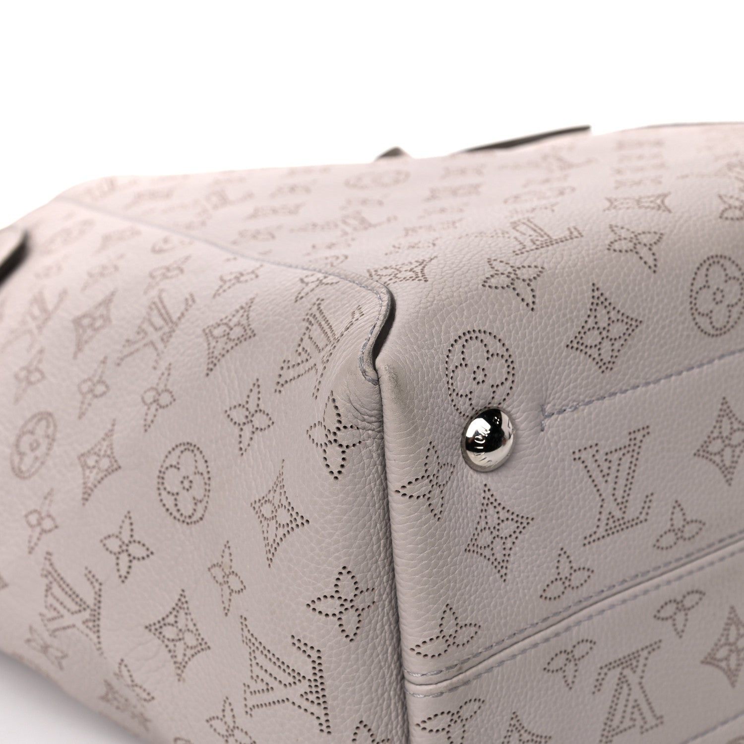 Louis Vuitton Mahina Hina MM Brume 9 of 20