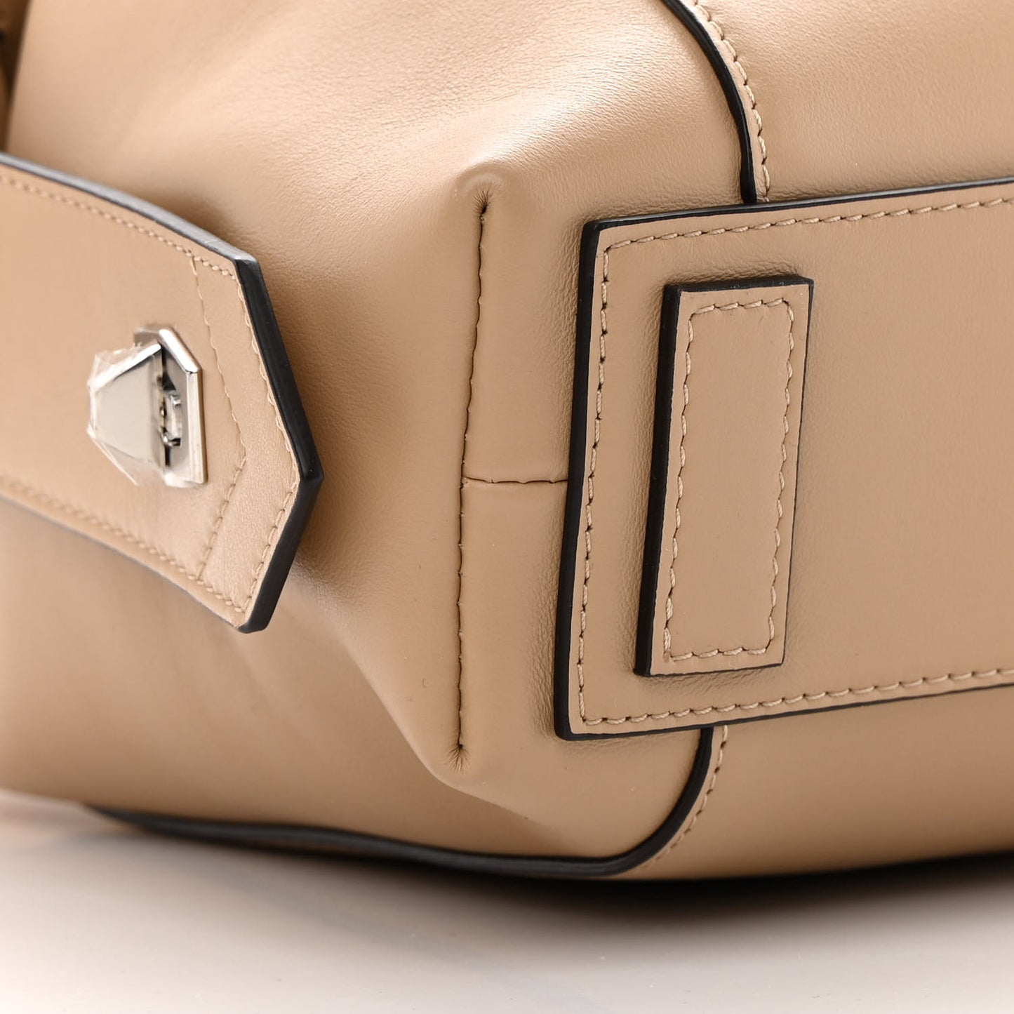 Smooth Calfskin Small Soft Antigona Beige Cappuccino