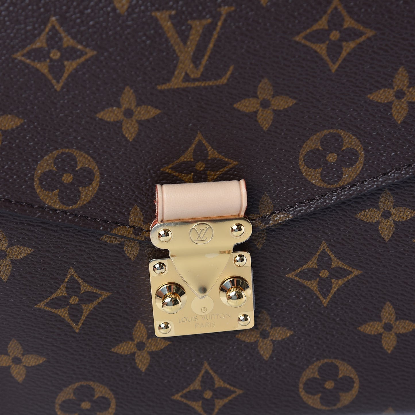 Monogram Pochette Metis
