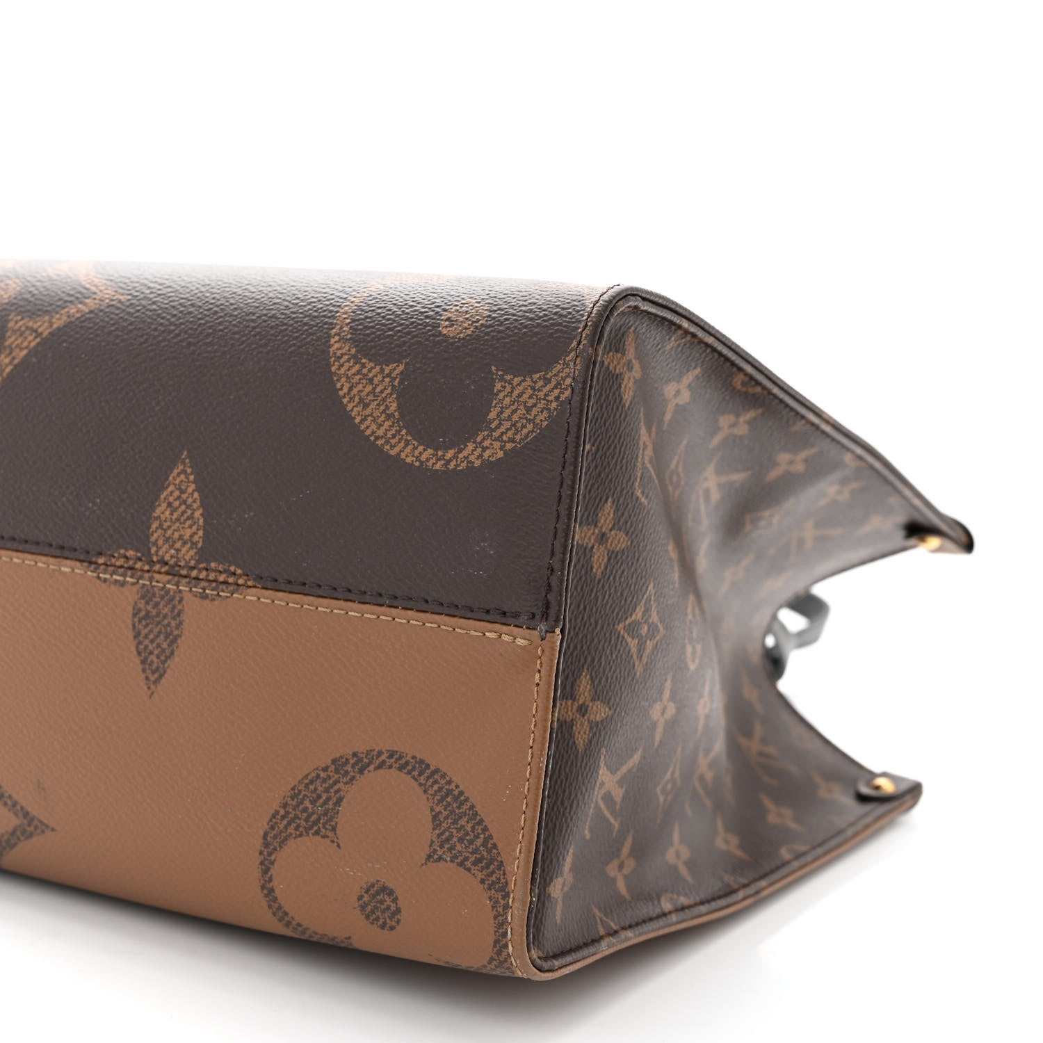 Louis Vuitton Reverse Monogram Giant Onthego MM 8 of 9