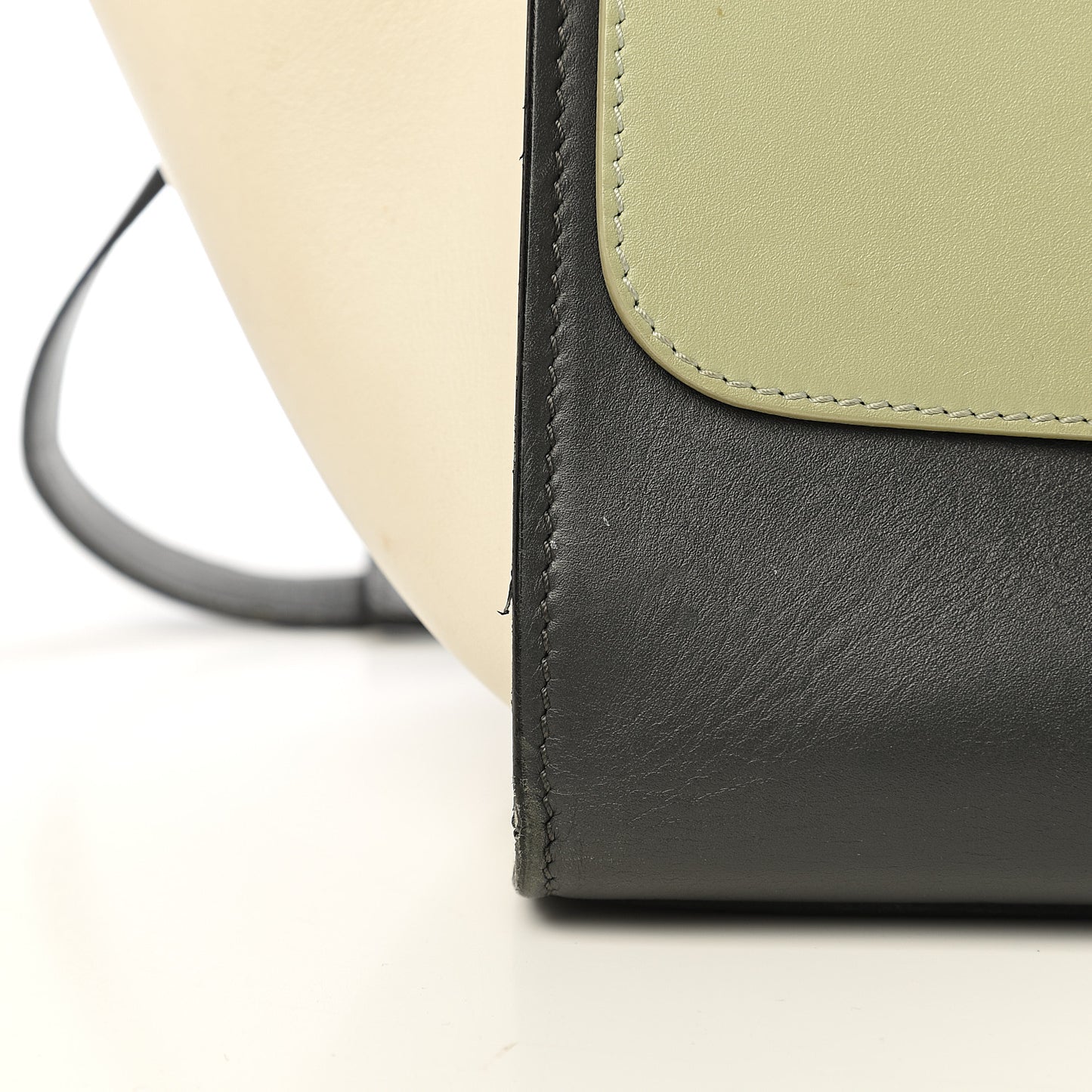 Smooth Calfskin Medium Tri-Color Trapeze Pistachio