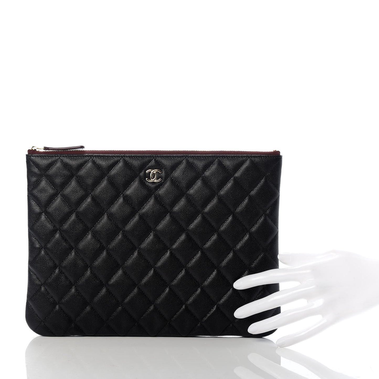 Caviar Quilted Medium Cosmetic Case Black