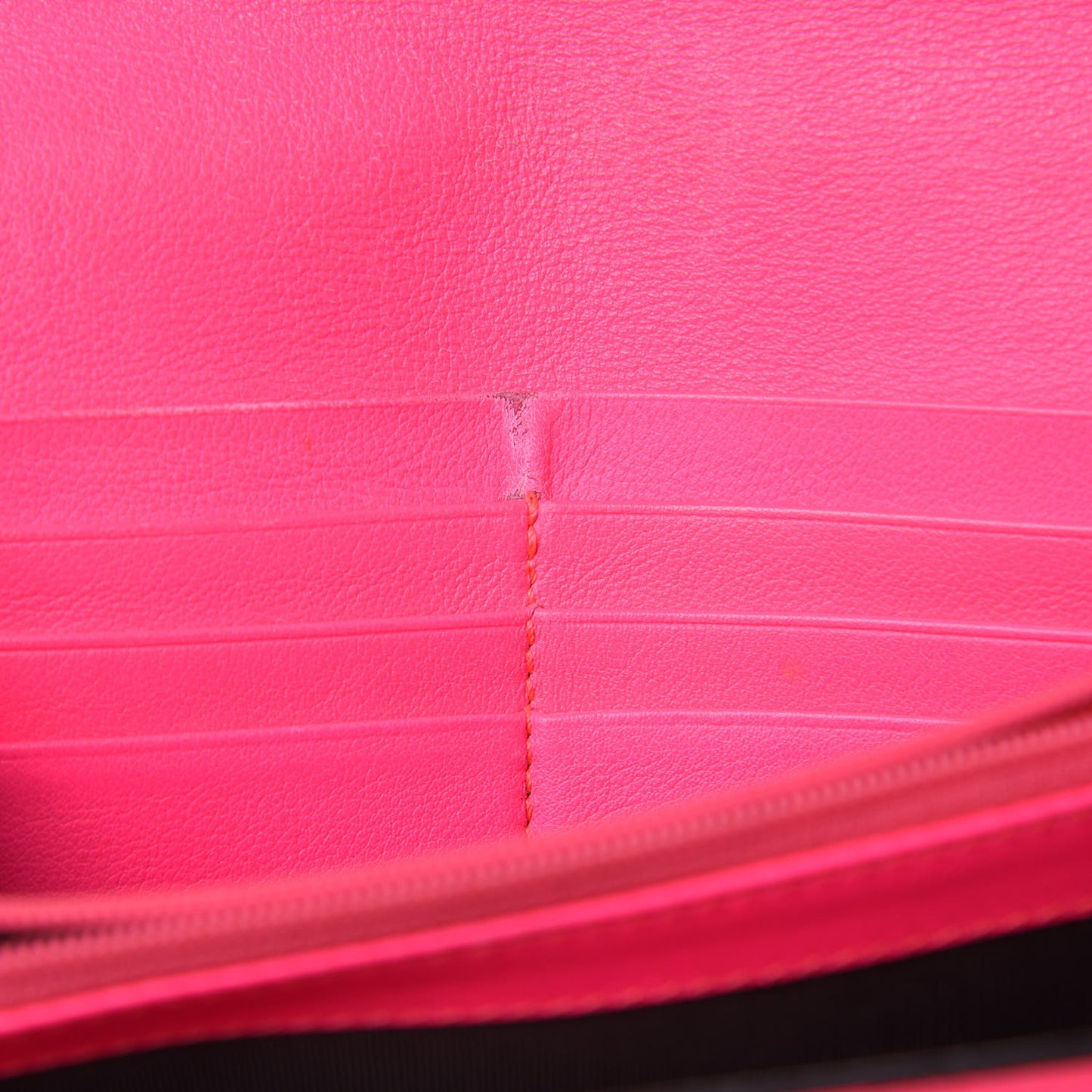 GG Supreme Monogram Continental Heart Wallet Fluorescent Fuchsia