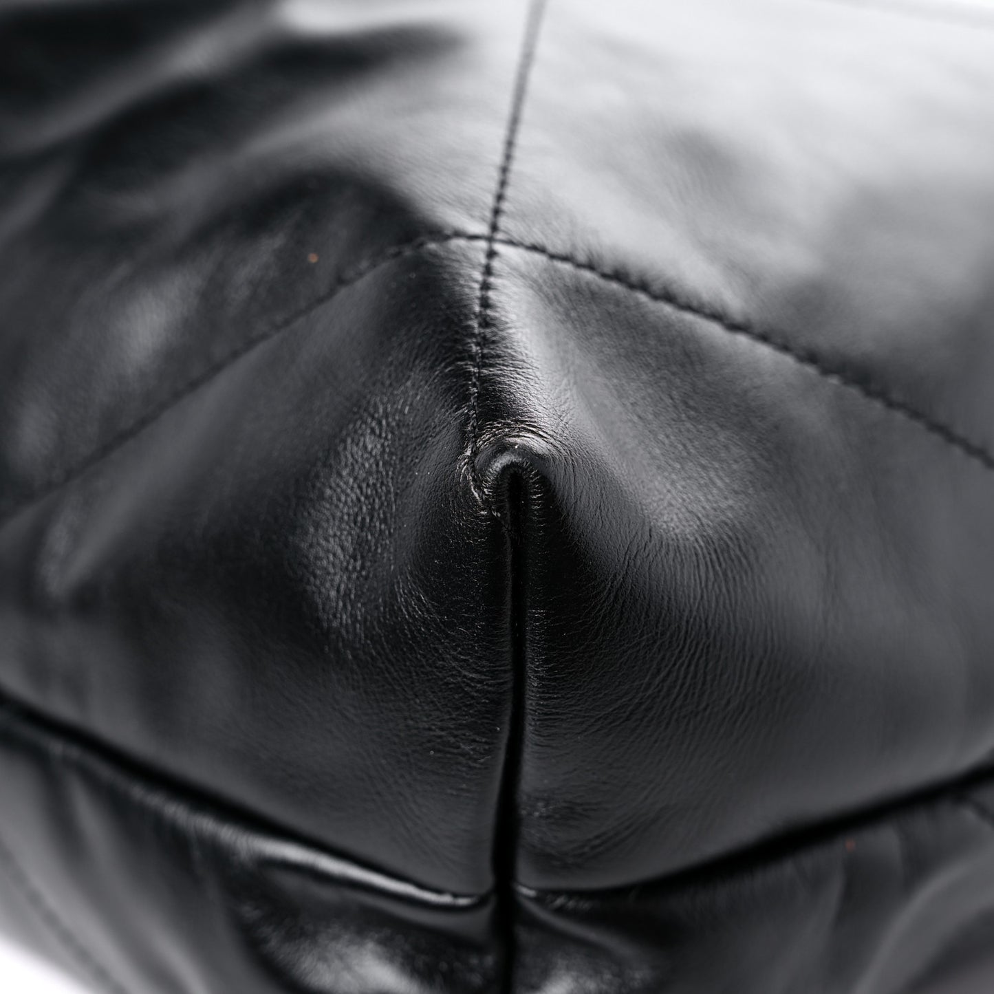Shiny Calfskin Quilted Large Chanel 22 So Black