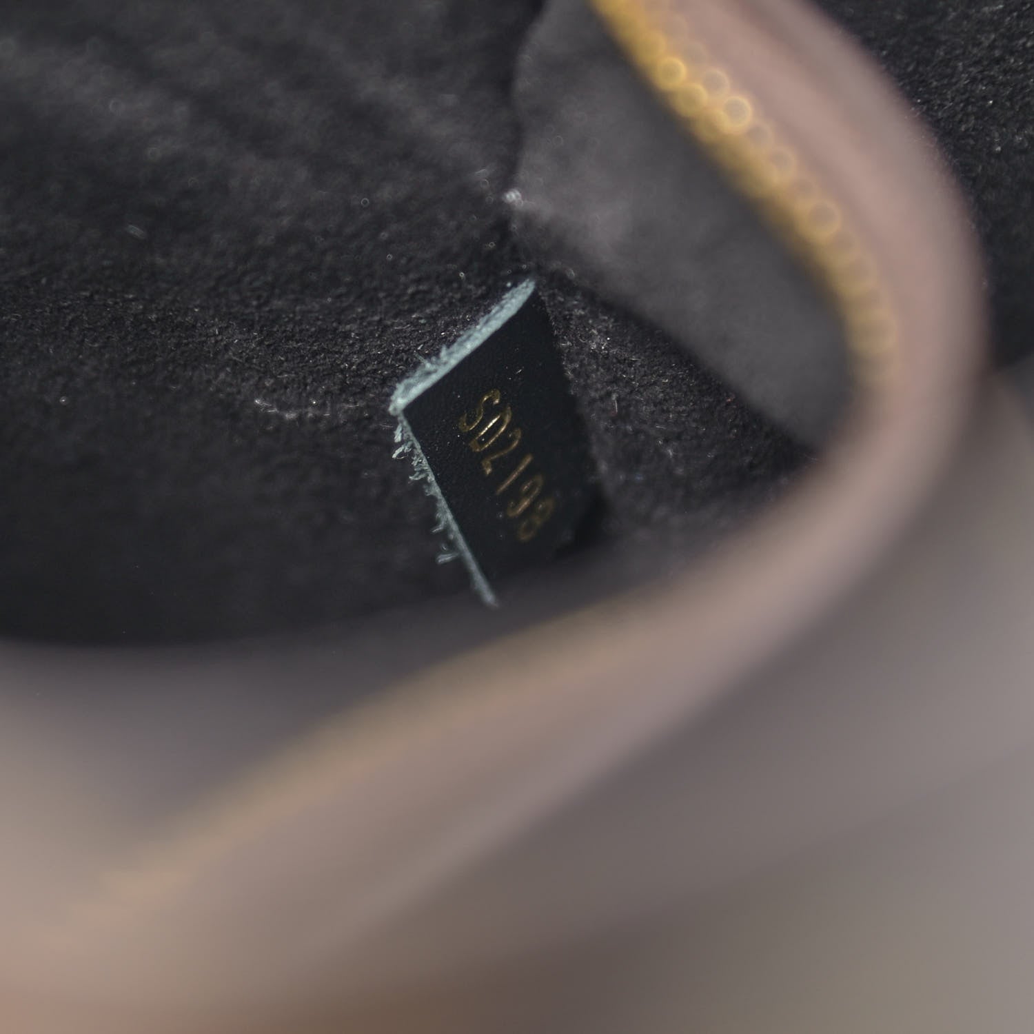 Louis Vuitton Monogram Neonoe MM Black 7 of 13