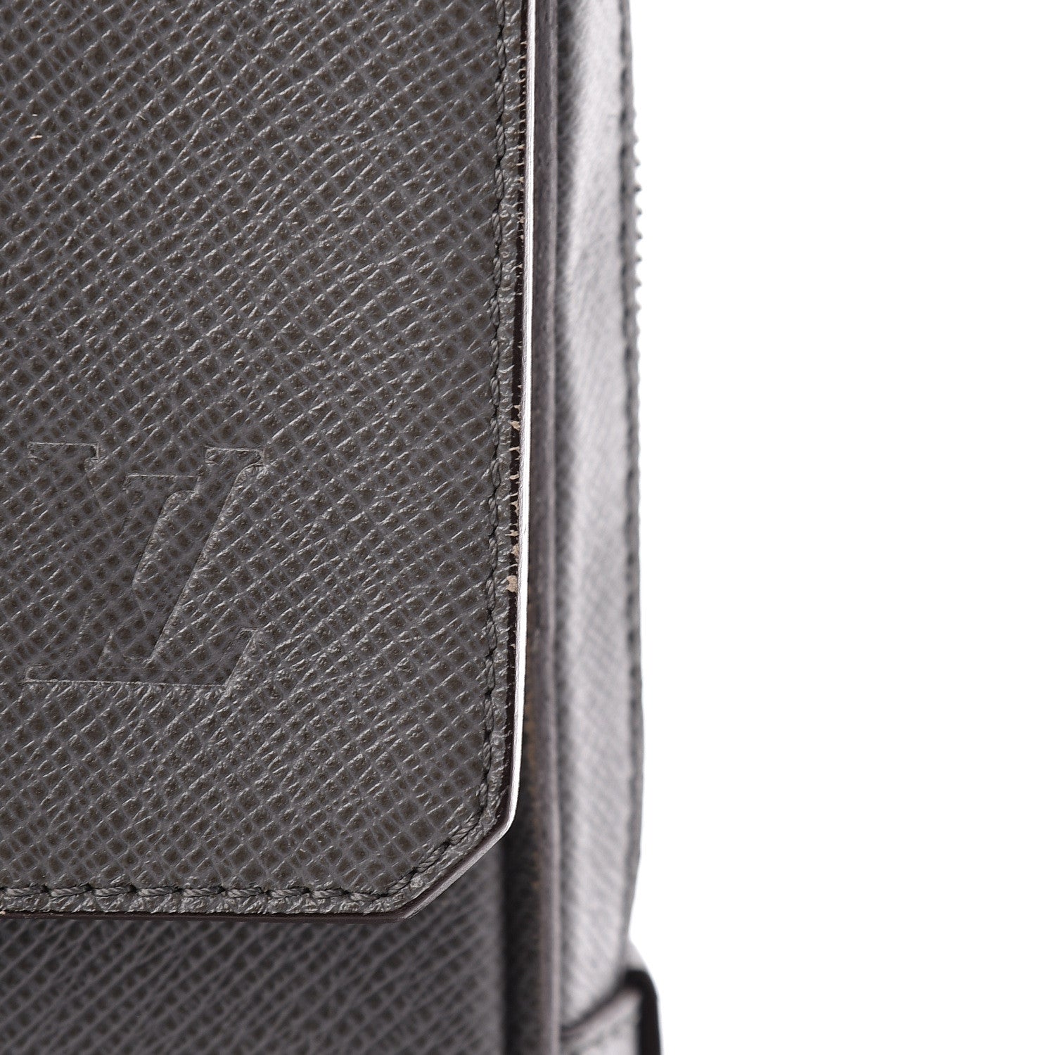 Louis Vuitton Taiga Vassili Briefcase PM Glacier 15 of 16