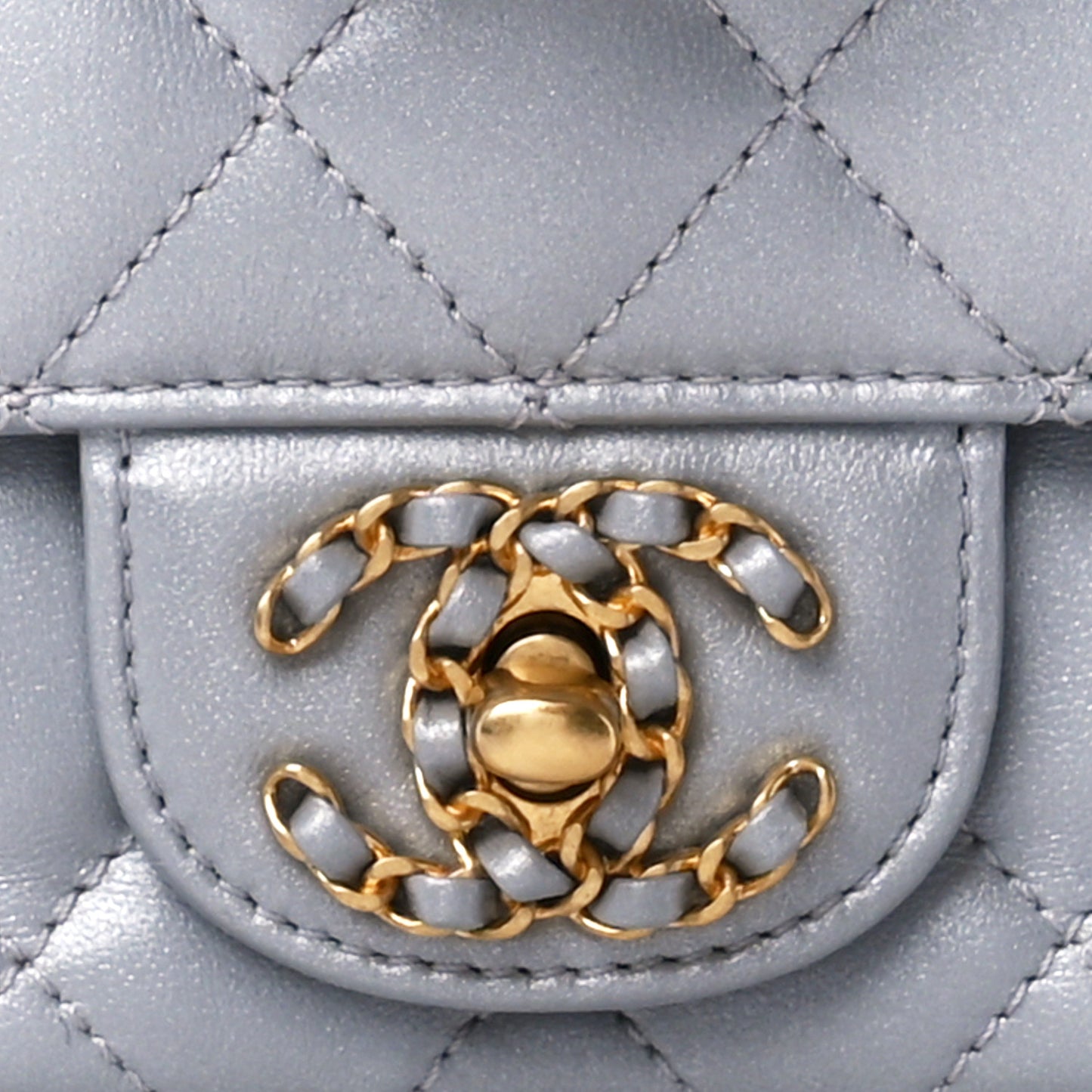 Metallic Lambskin Quilted Mini Strass On Top Flap Silvery