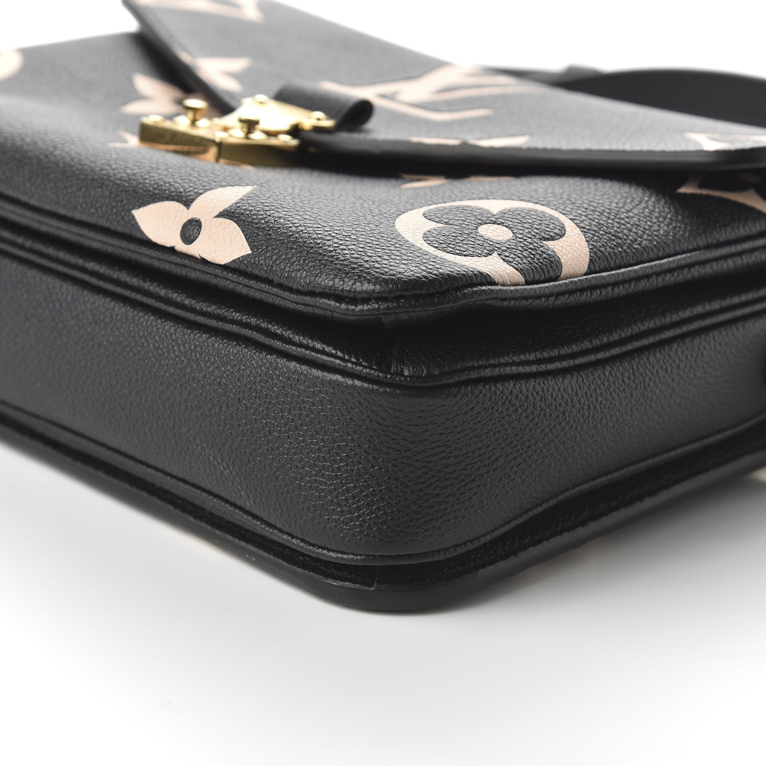 Louis Vuitton Empreinte Monogram Giant Pochette Metis Black Beige 7 of 9