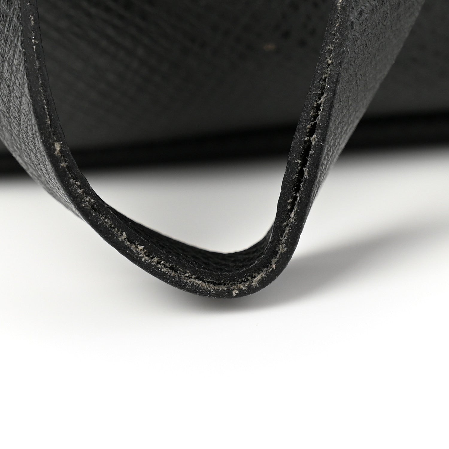 Louis Vuitton Taiga Trousse Ivan Toiletry Bag Ardoise 9 of 9