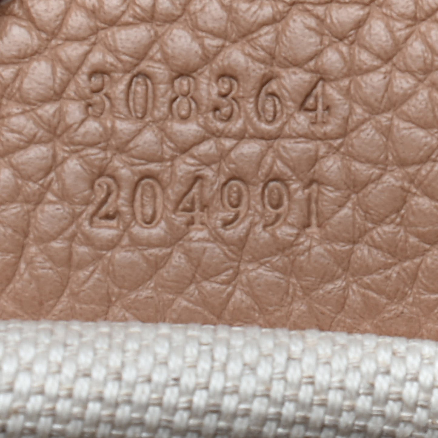 Pebbled Calfskin Small Soho Disco Bag Camelia