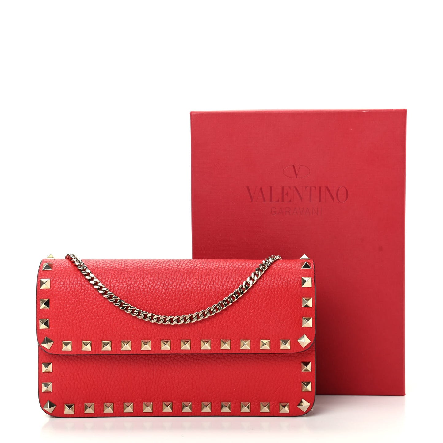 Pebbled Calfskin Rockstud Flap Wallet On Chain Rouge Pur