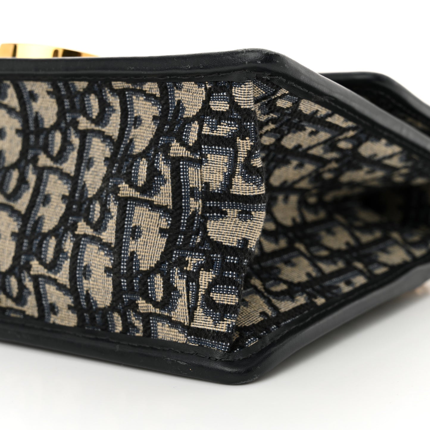 Oblique 30 Montaigne Chain Flap Bag Blue