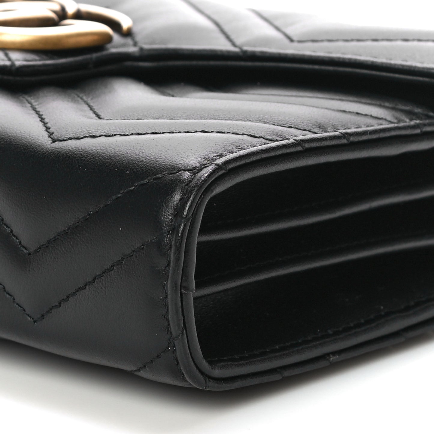 Calfskin Matelasse GG Marmont Chain Wallet Black