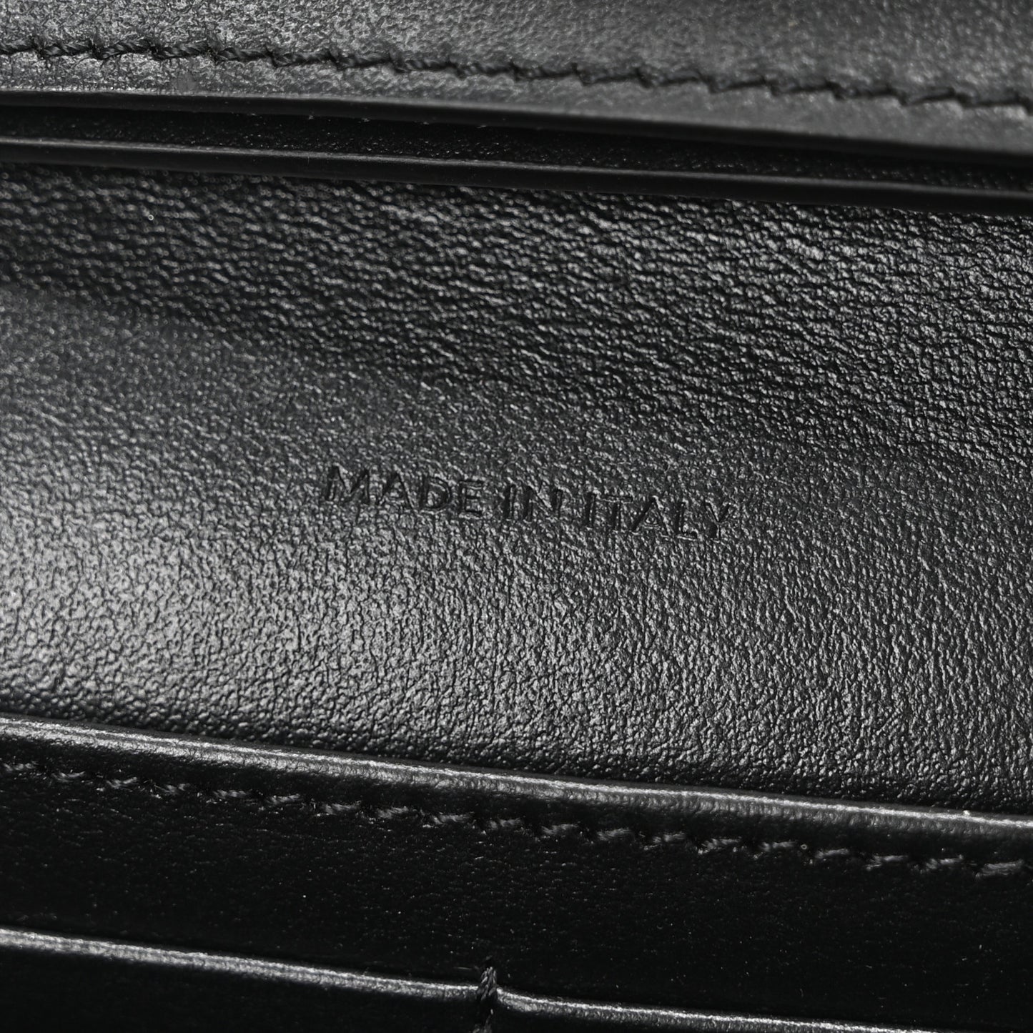 Shiny Calfskin Triomphe Margo Wallet on Chain Black