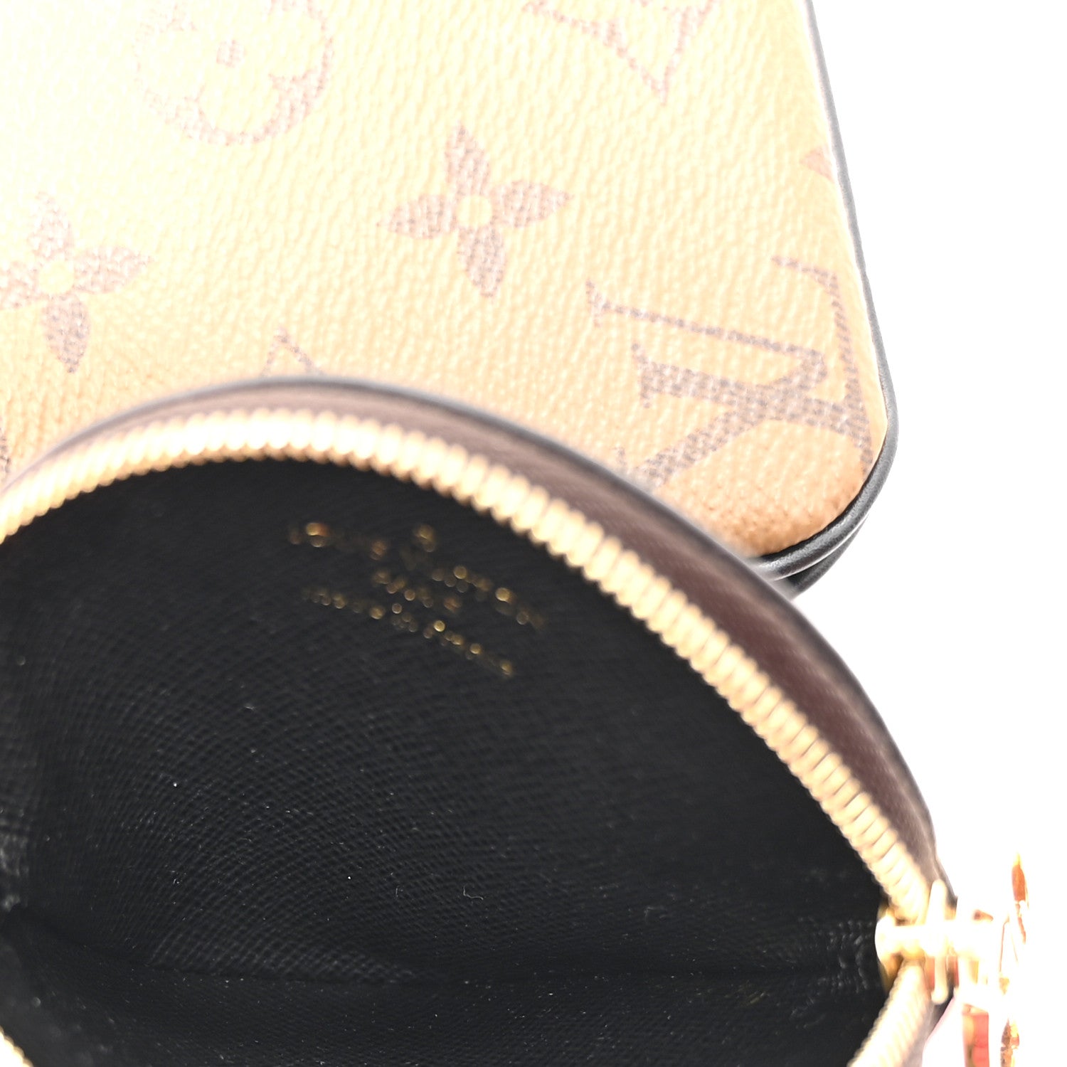 Louis Vuitton Reverse Monogram Giant Trio Pouch 7 of 11