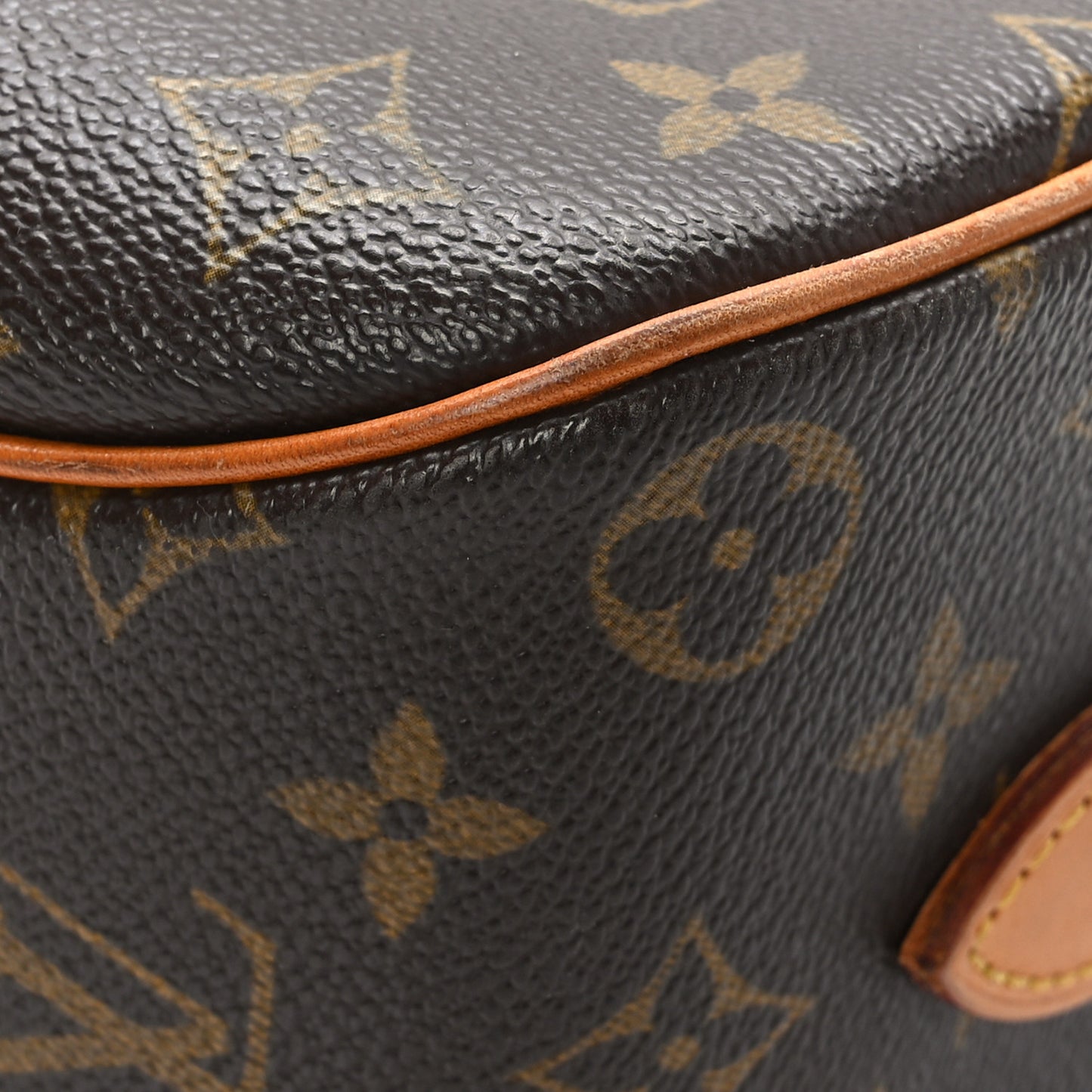 Monogram Blois