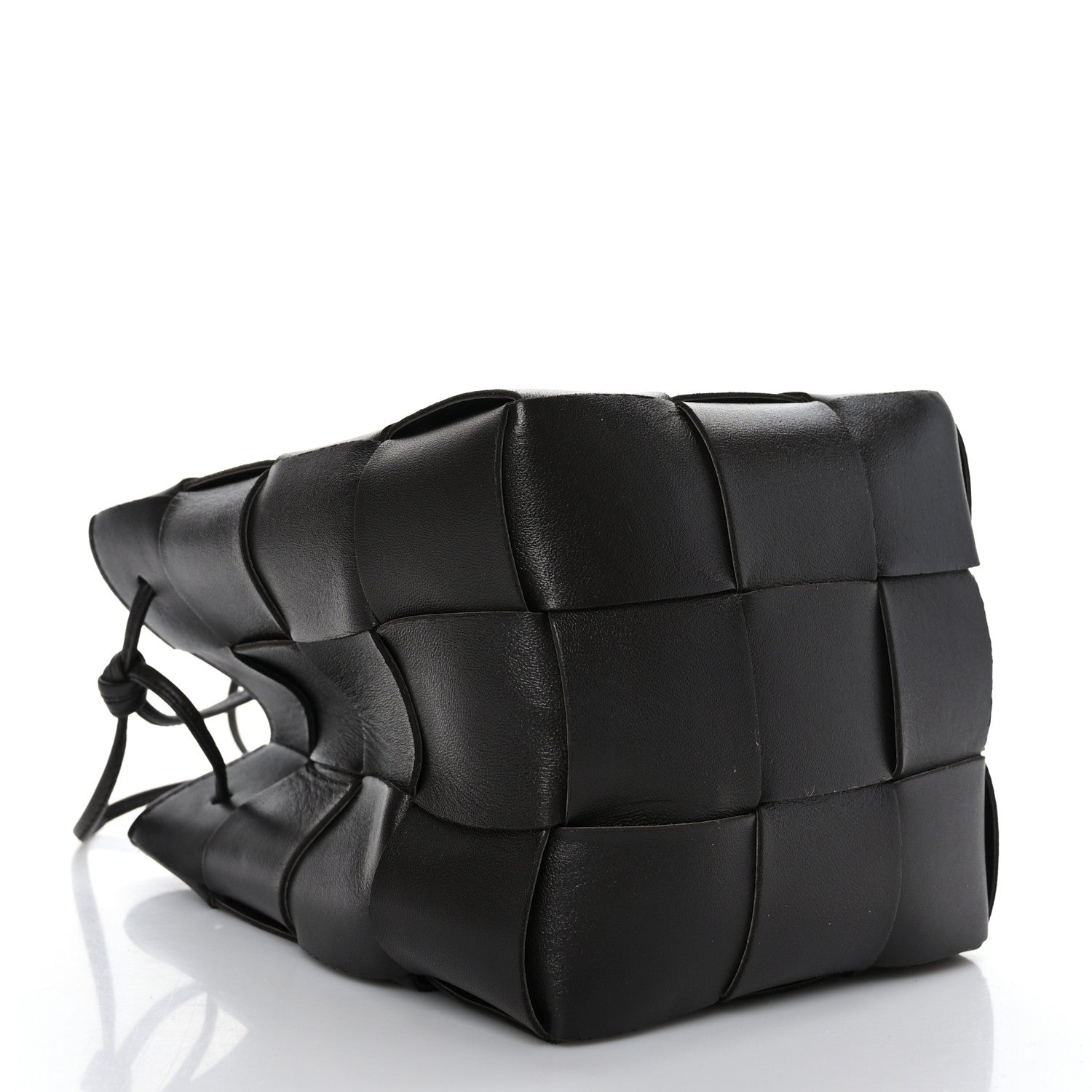 Bottega Veneta Nappa Maxi Intrecciato Cassette Bucket Bag Fondant 4 of 10