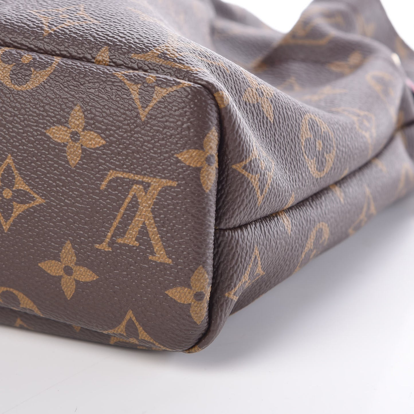 Monogram Pouch Noe Fuchsia