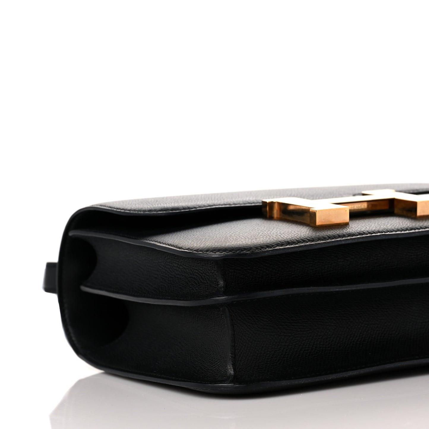 Epsom Constance 24 Black