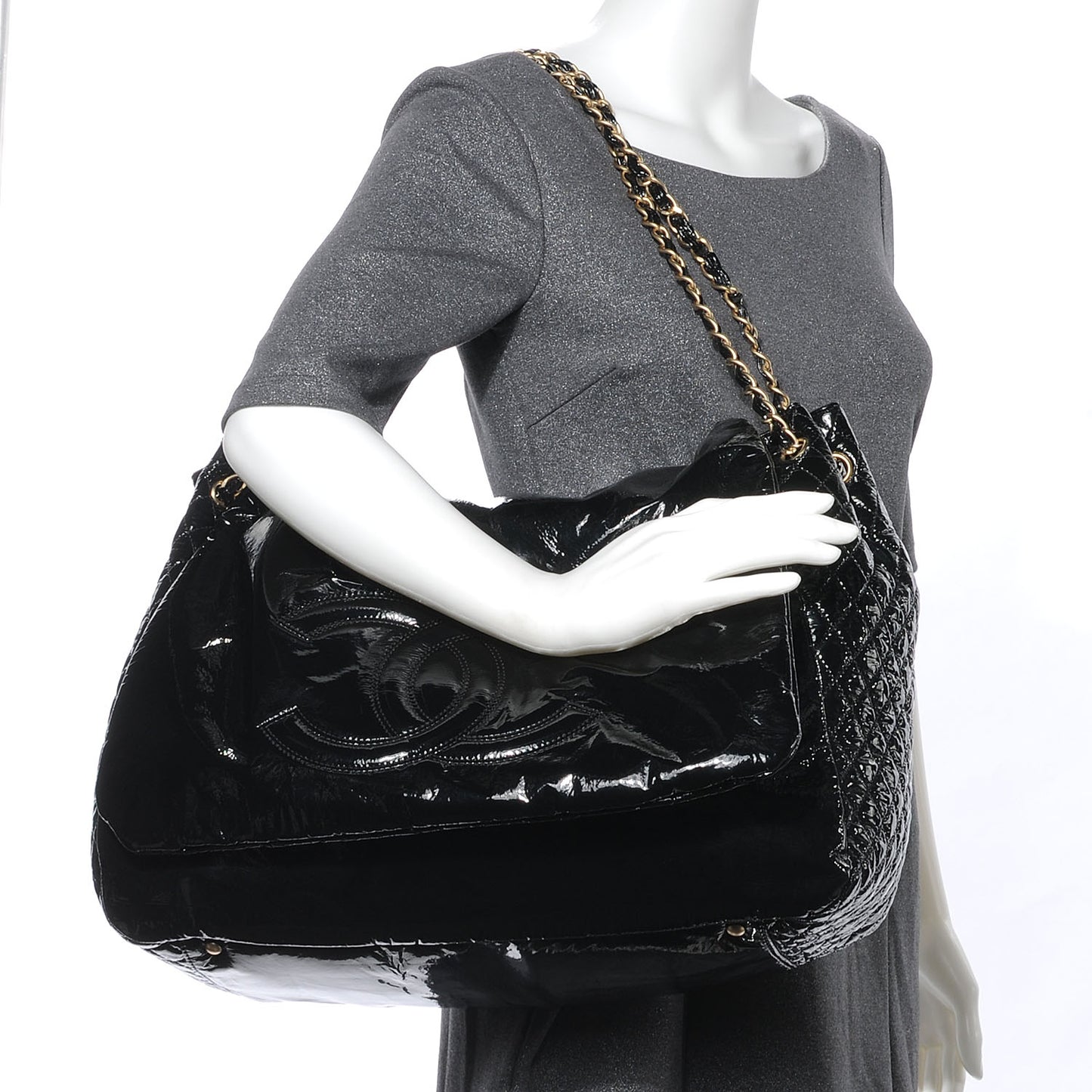 Vinyl Rock and Chain Large Flap Black