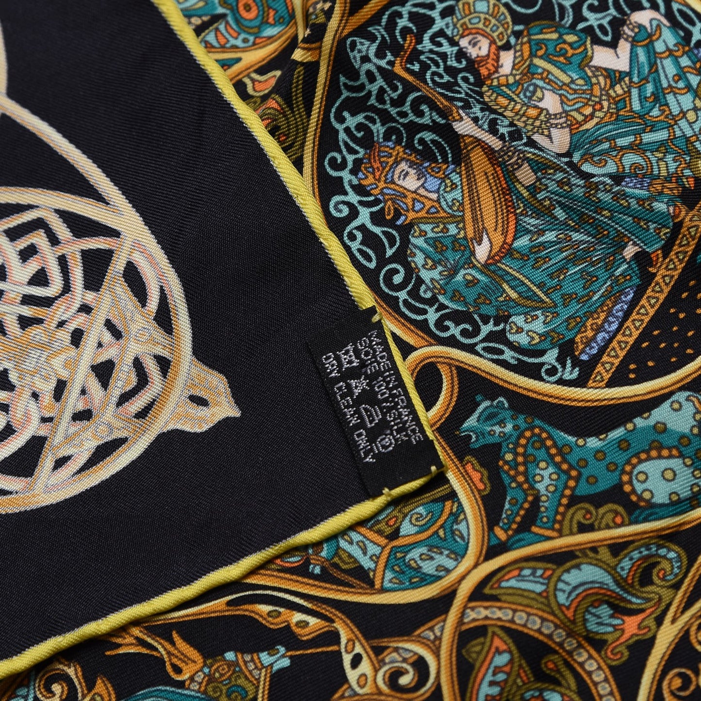 Silk La Charmante Aux Animaux Pocket Square Scarf
