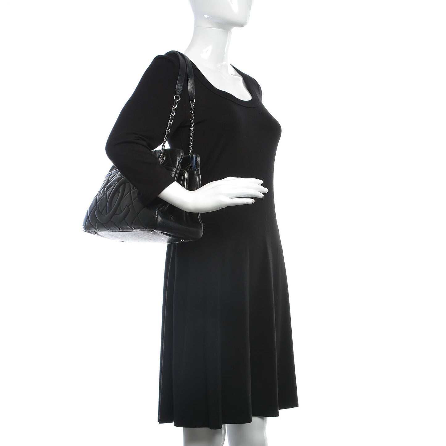 Caviar Quilted Timeless CC Soft Tote Black