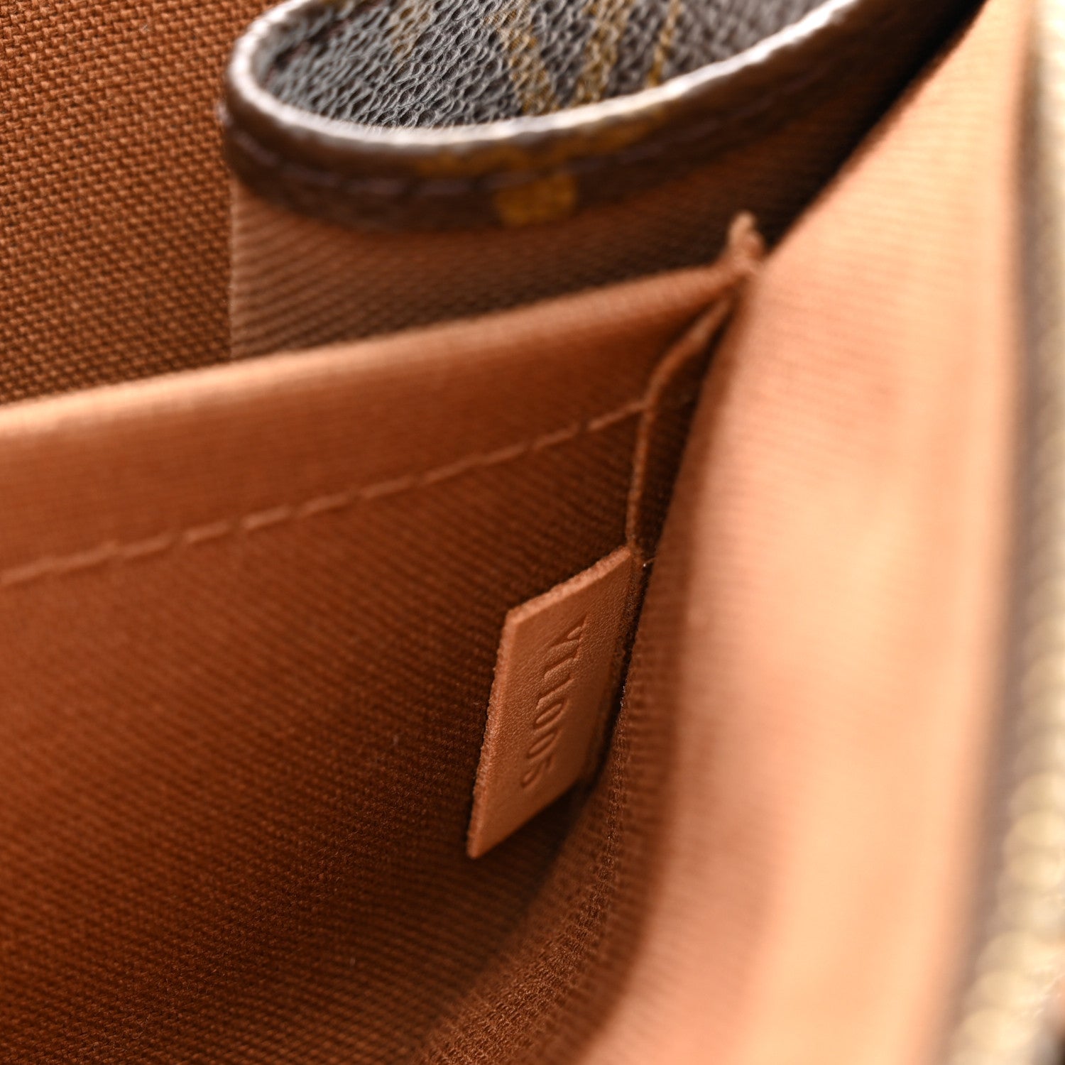 Louis Vuitton Monogram Popincourt 7 of 10