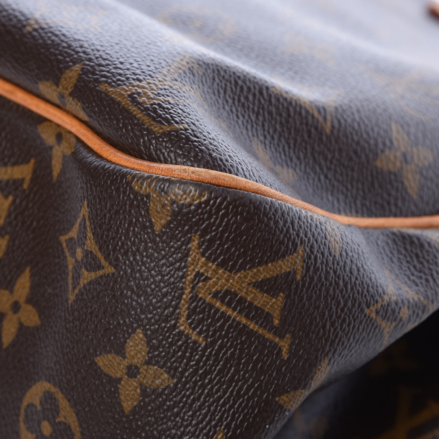 Louis Vuitton Monogram Batignolles Horizontal 12 of 14