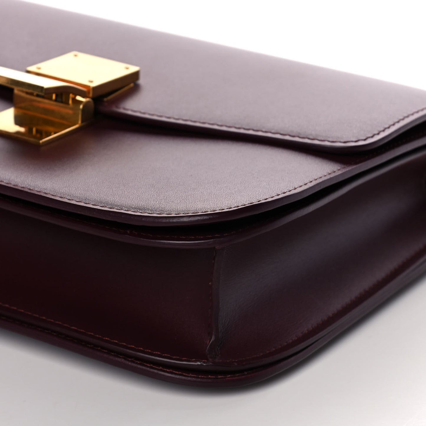 Box Calfskin Medium Classic Box Flap Bag Burgundy