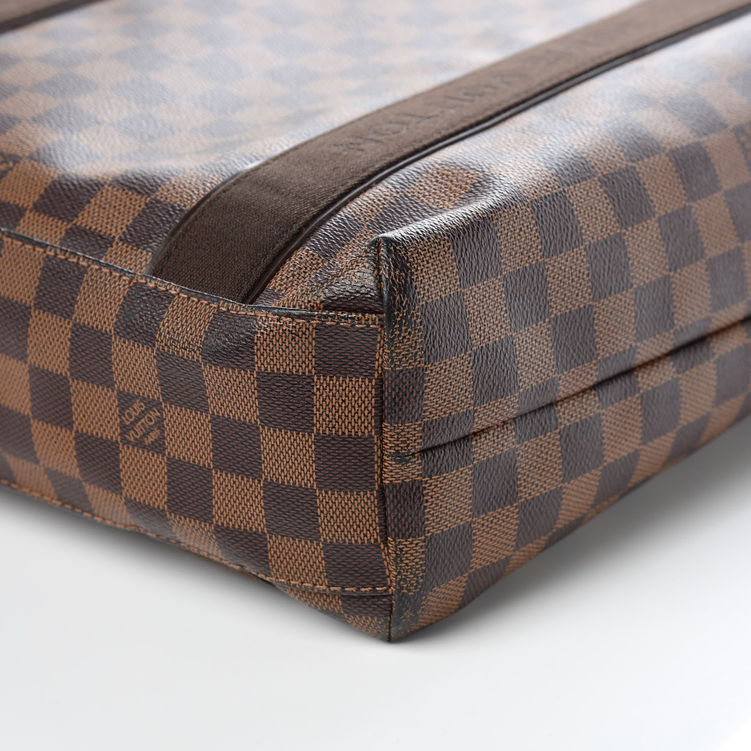 Louis Vuitton Damier Ebene Beaubourg 9 of 11