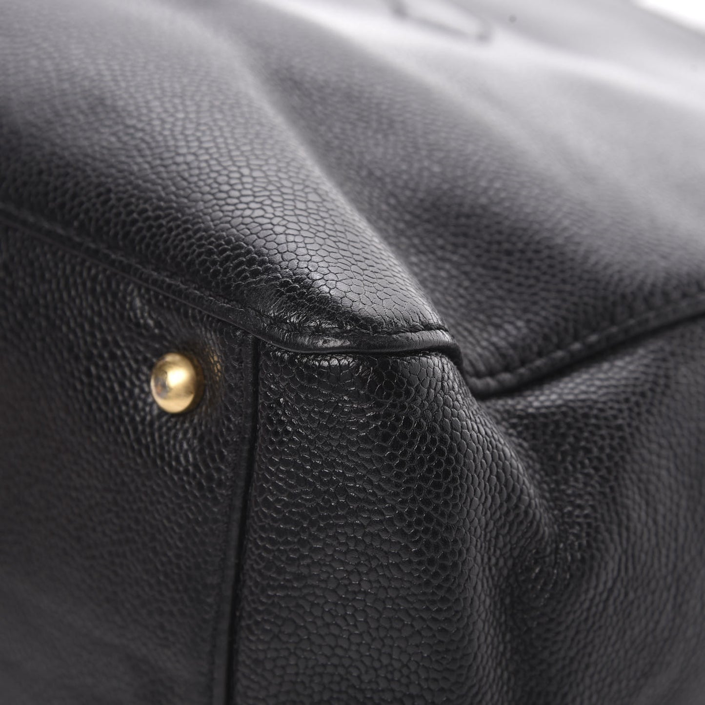 Caviar CC Tote Black