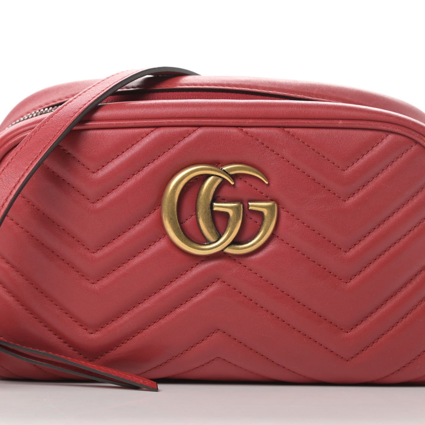 Calfskin Matelasse Small GG Marmont Chain Shoulder Bag Hibiscus Red
