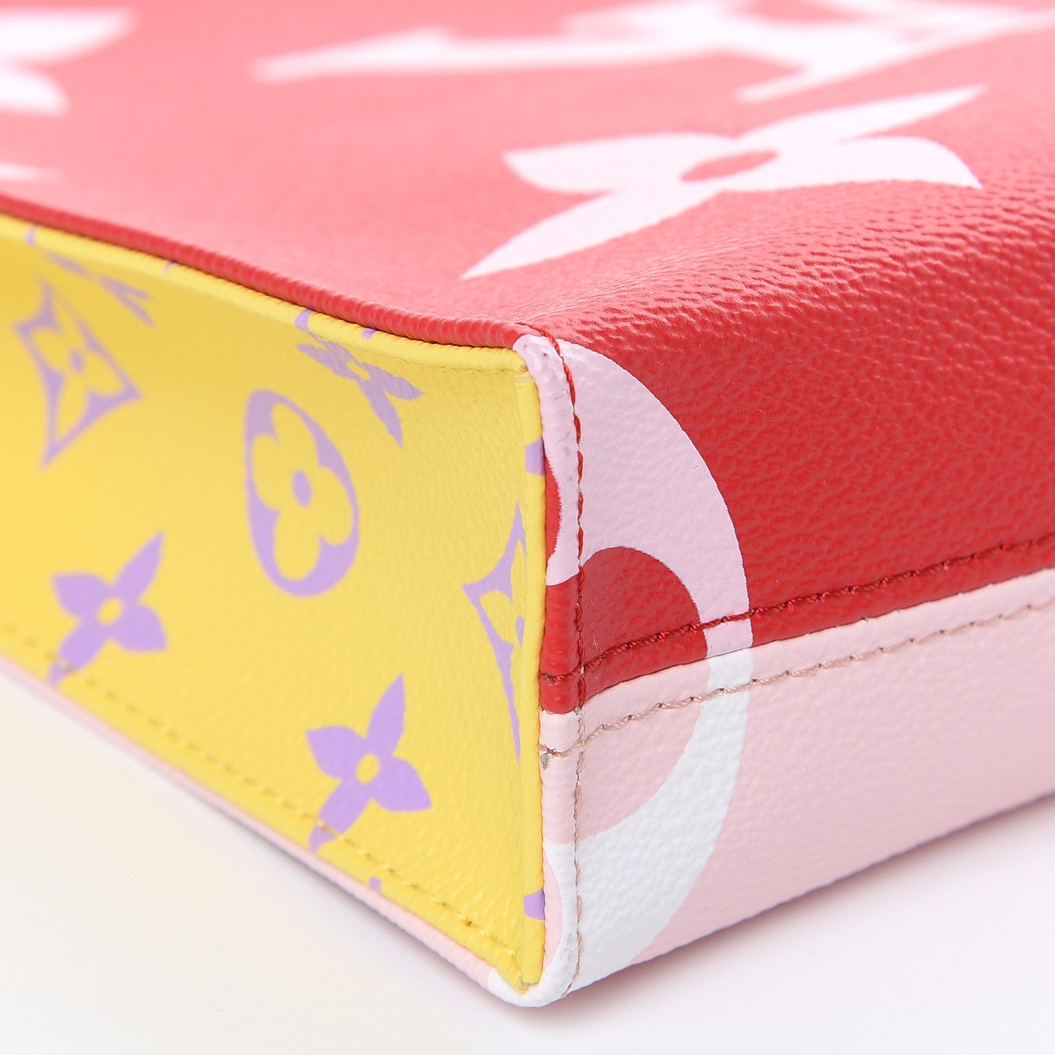 Louis Vuitton Monogram Giant Toiletry Pouch 26 Rouge 8 of 9