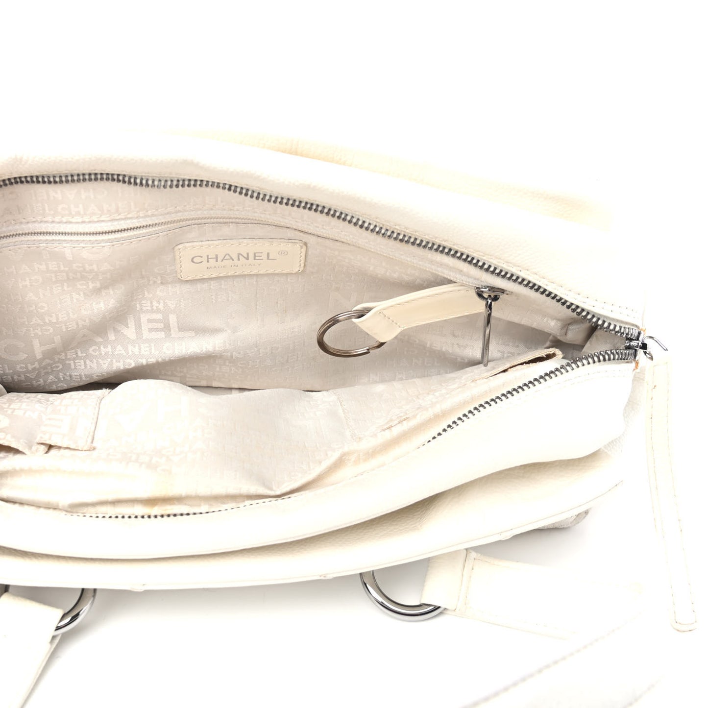 Caviar Square Stitched Bowler White