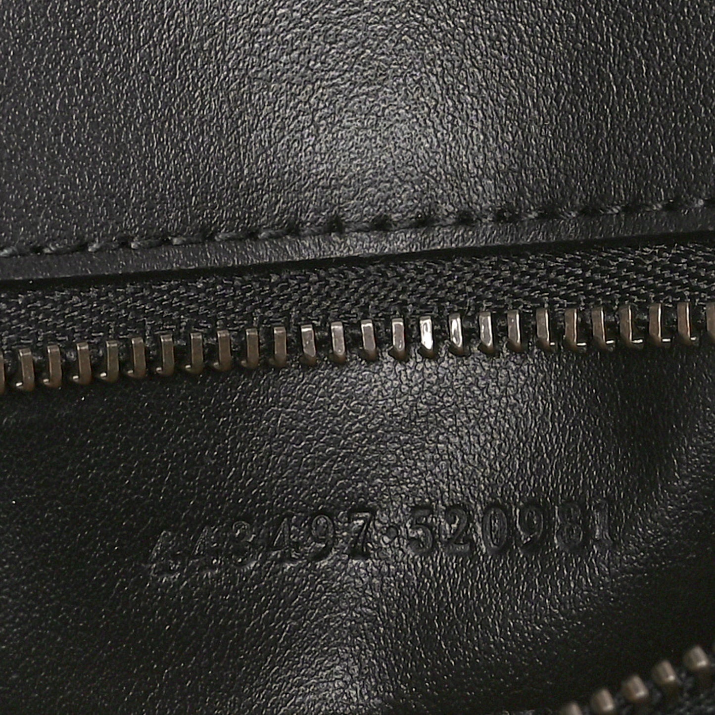 Calfskin Matelasse Small GG Marmont Shoulder Bag Black