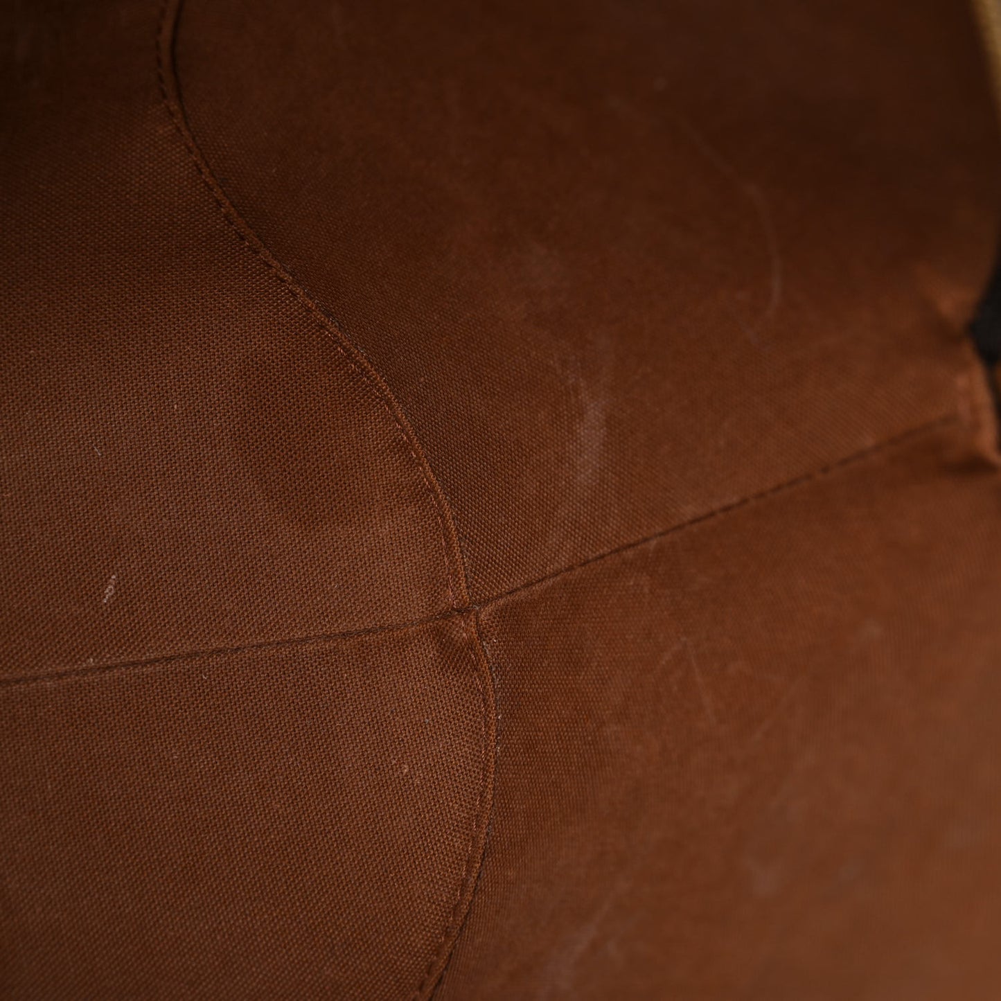 Monogram Ellipse MM