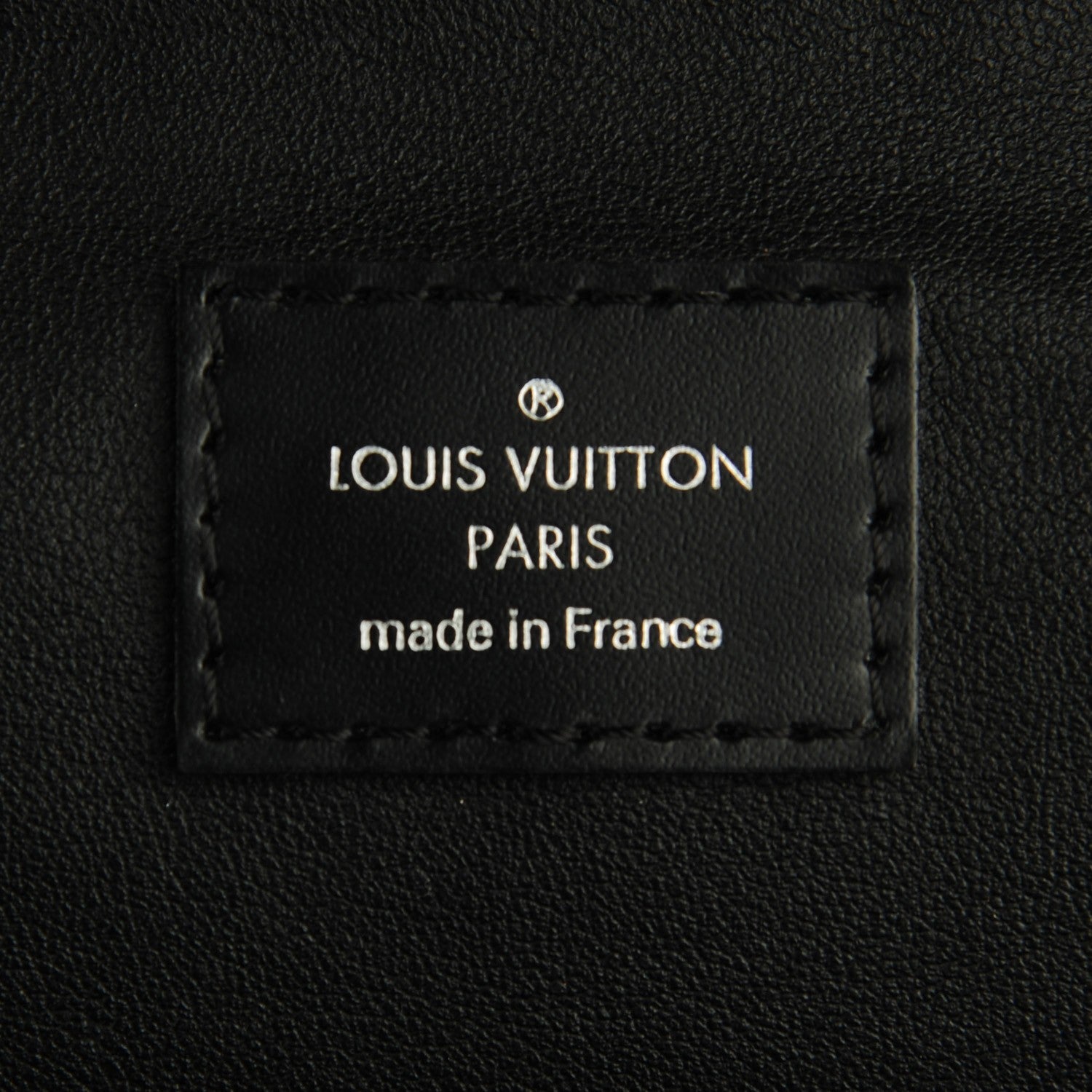 Louis Vuitton Damier Graphite Hanging Toiletry Kit 6 of 8