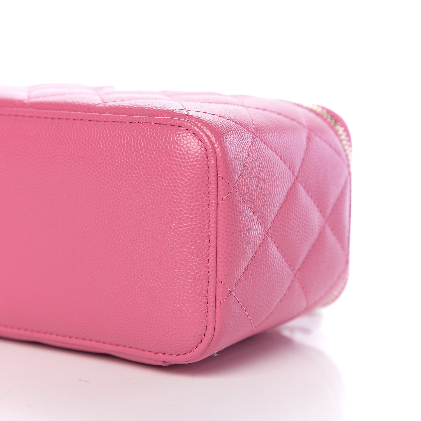 Caviar Quilted Small Vanity Case With Chain Pink