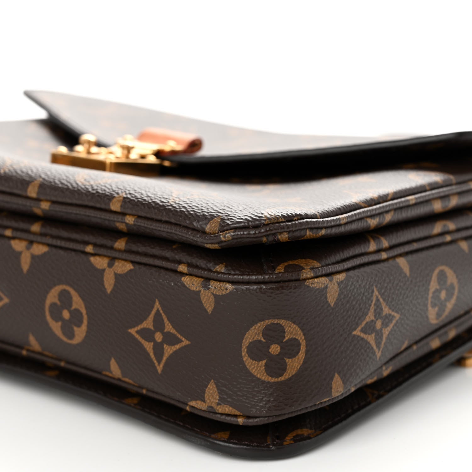 Louis Vuitton Monogram Pochette Metis 9 of 10